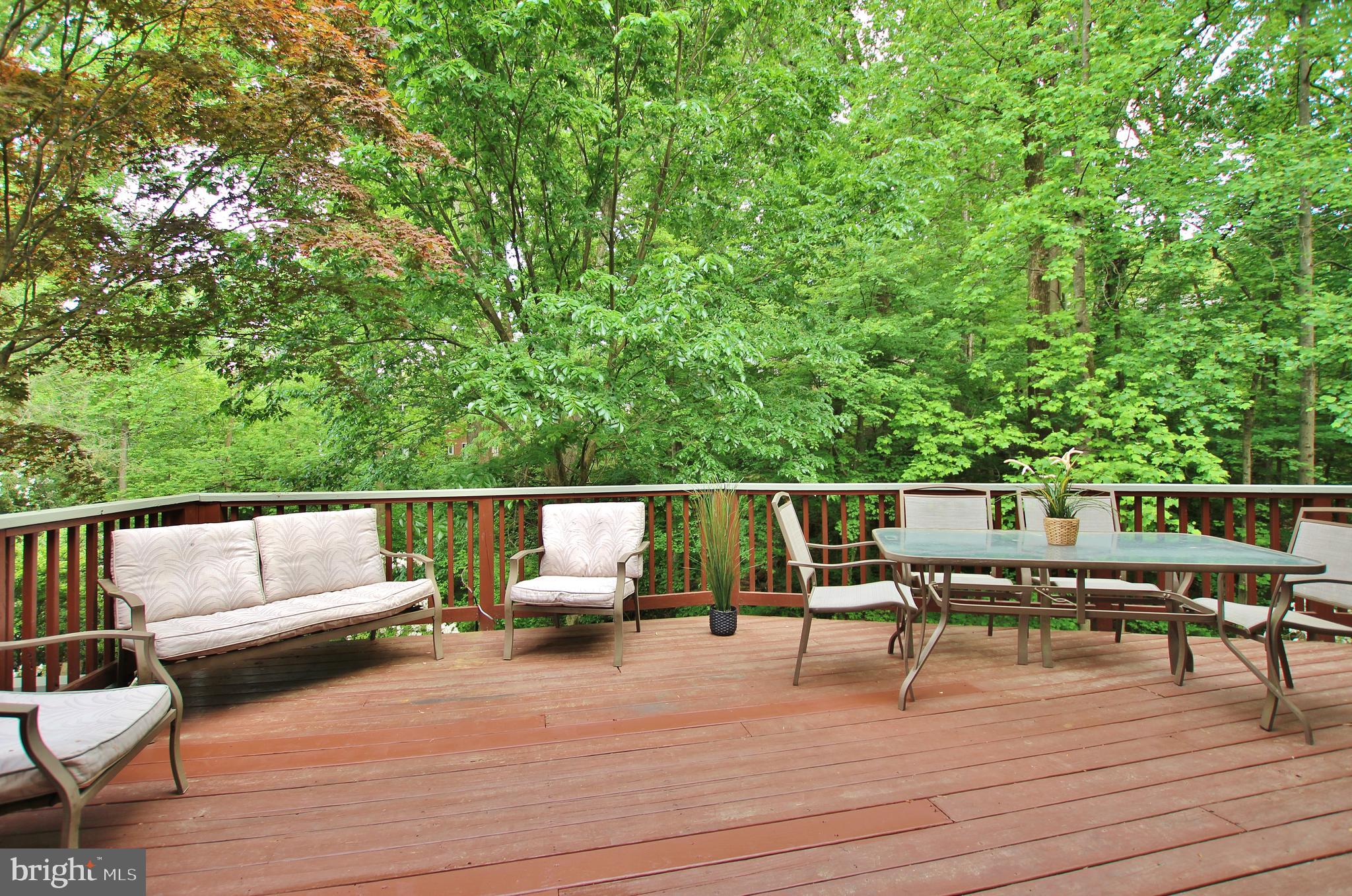 BROYHILL FOREST - Residential