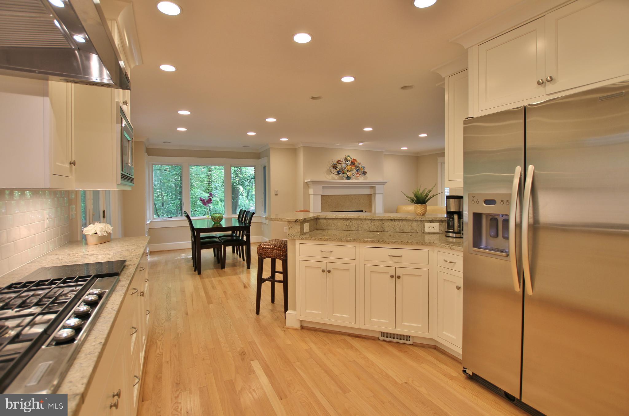 BROYHILL FOREST - Residential