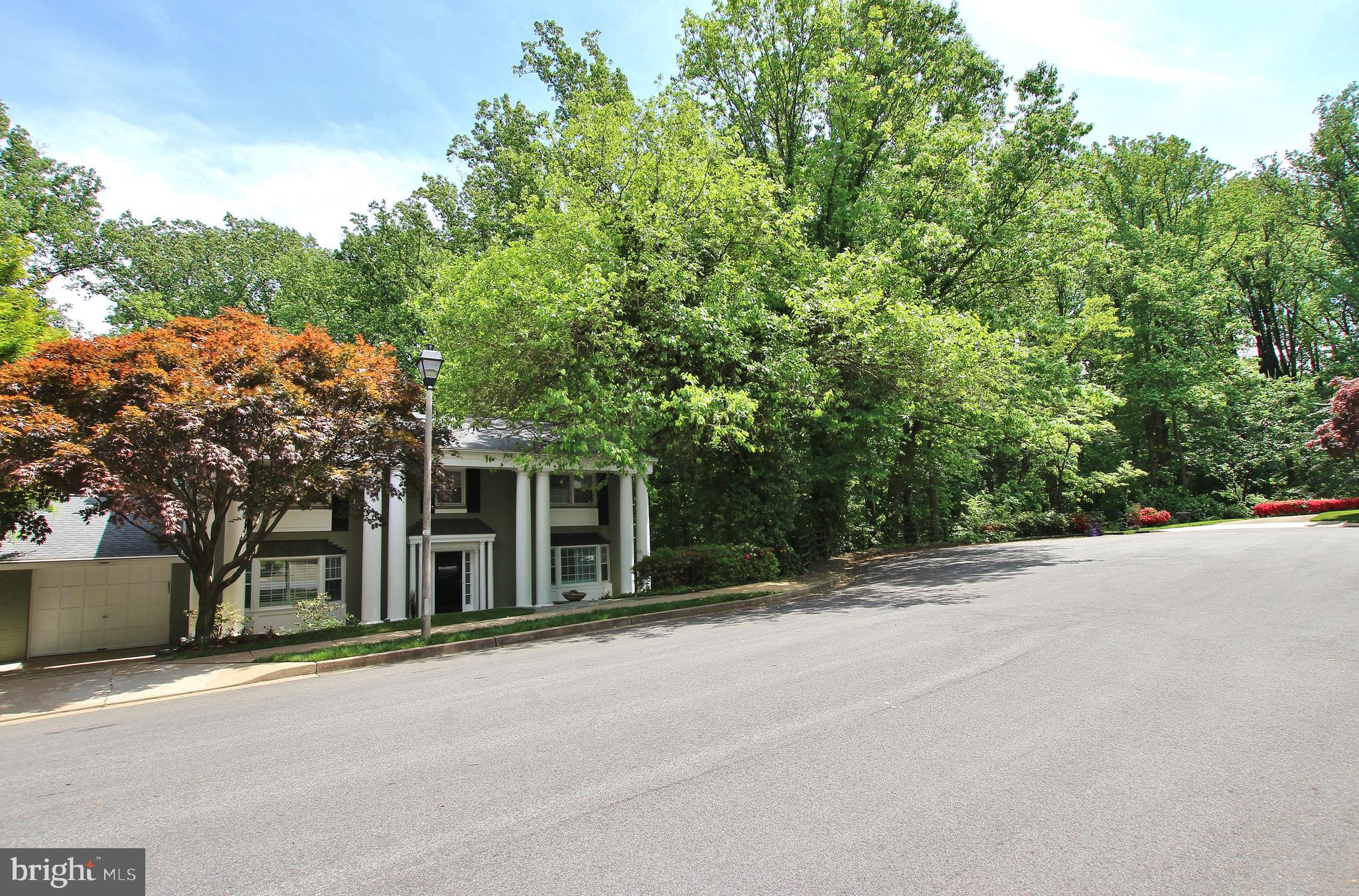BROYHILL FOREST - Residential