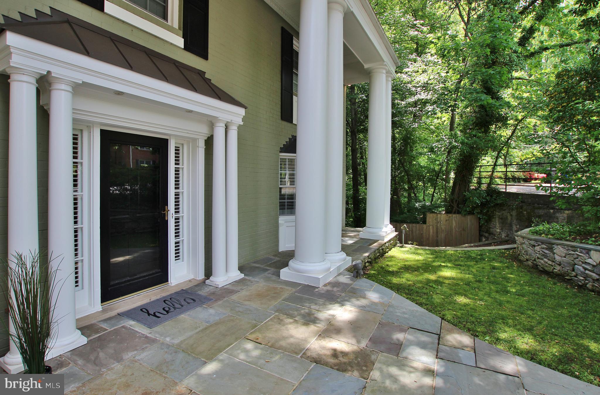 BROYHILL FOREST - Residential