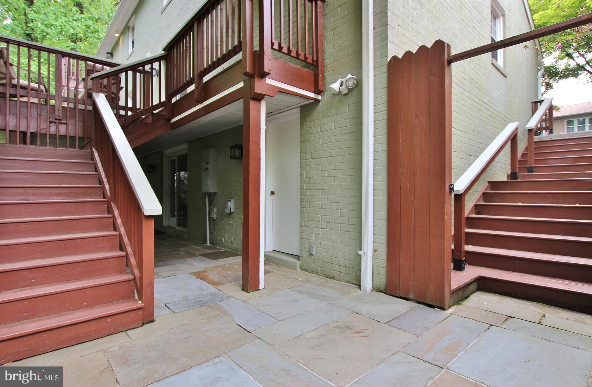 BROYHILL FOREST - Residential