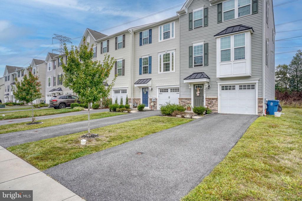 Photo of 1944 Spearfish Court, NEWARK, DE 19702 (MLS # DENC2089558)