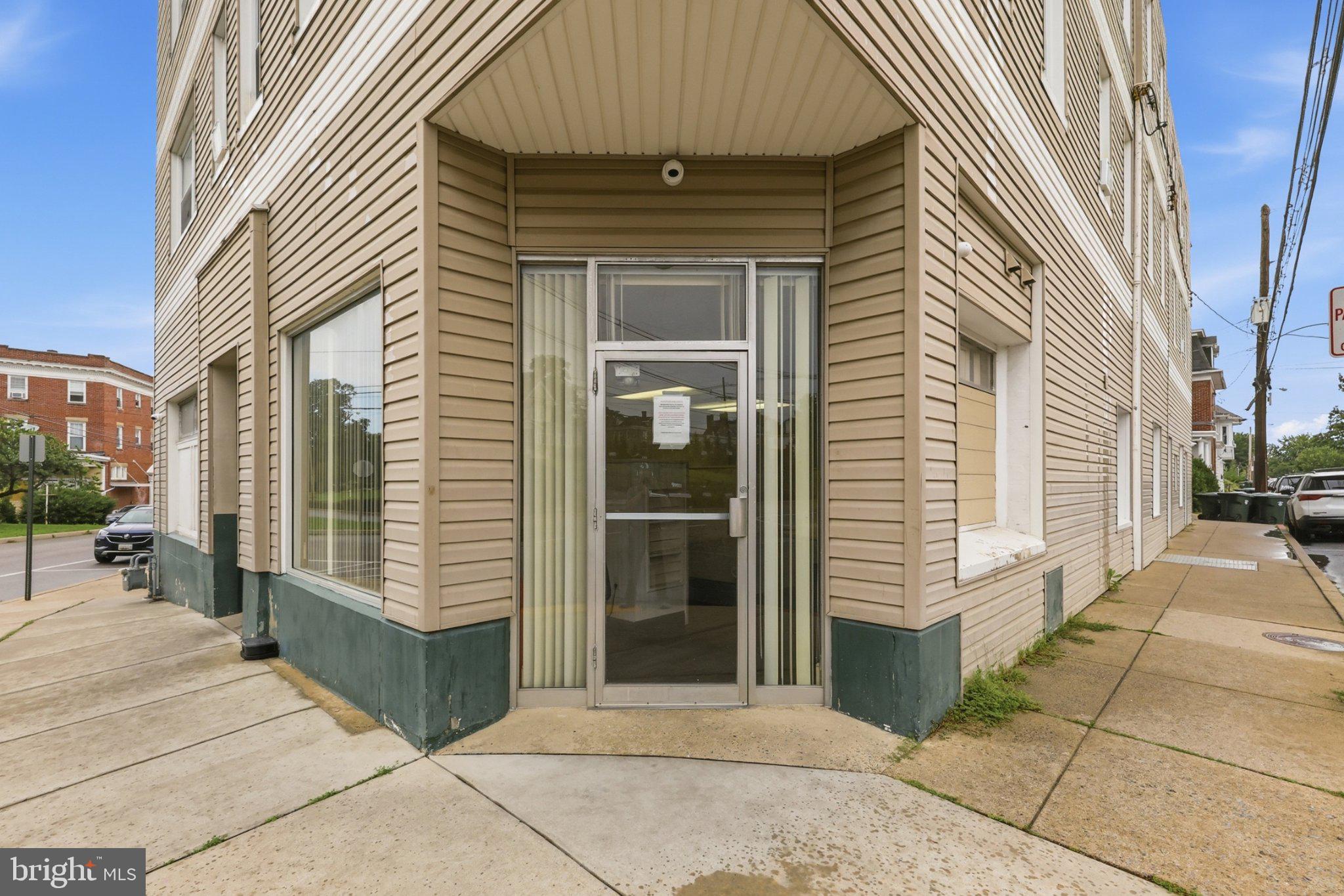600 POTOMAC AVENUE