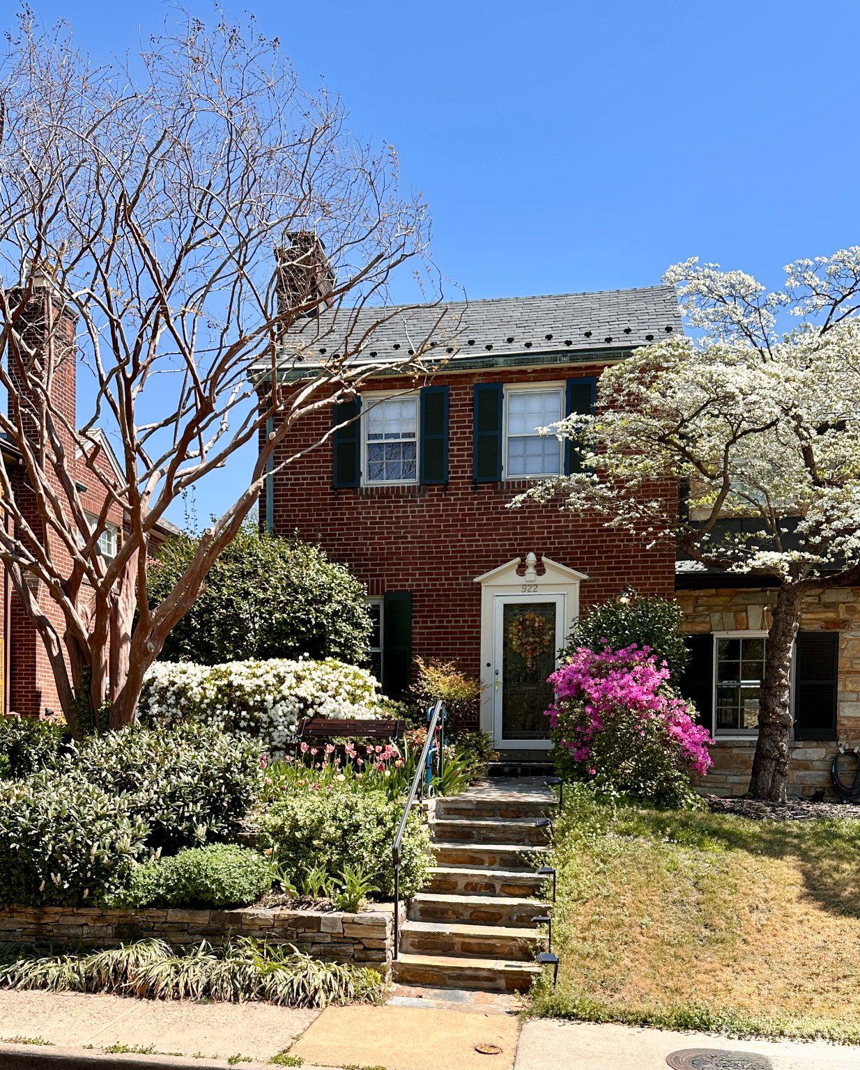 YATES GARDENS - Residential