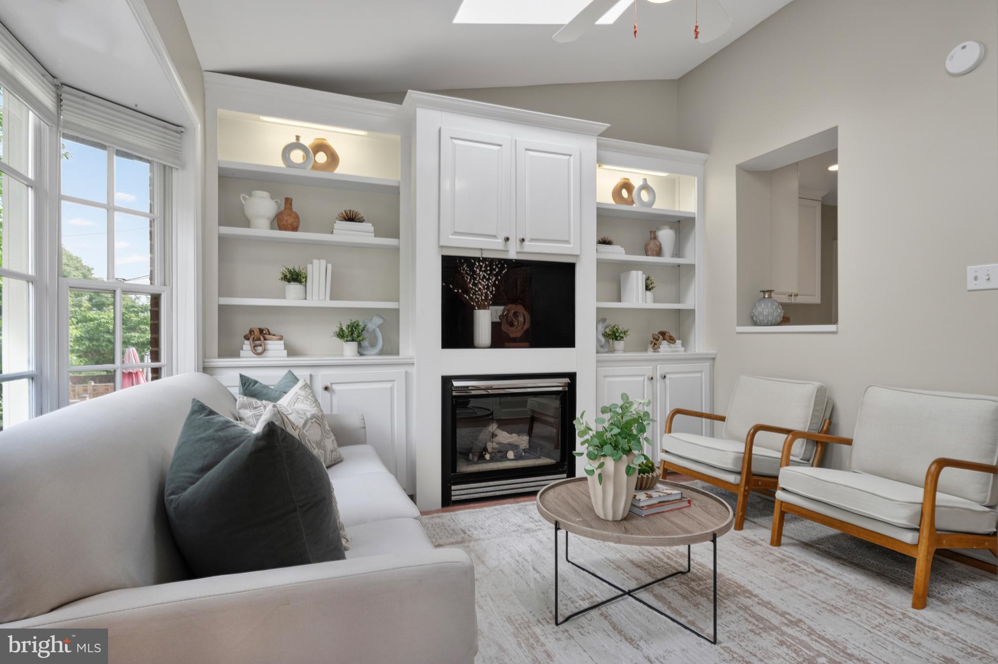 YATES GARDENS - Residential