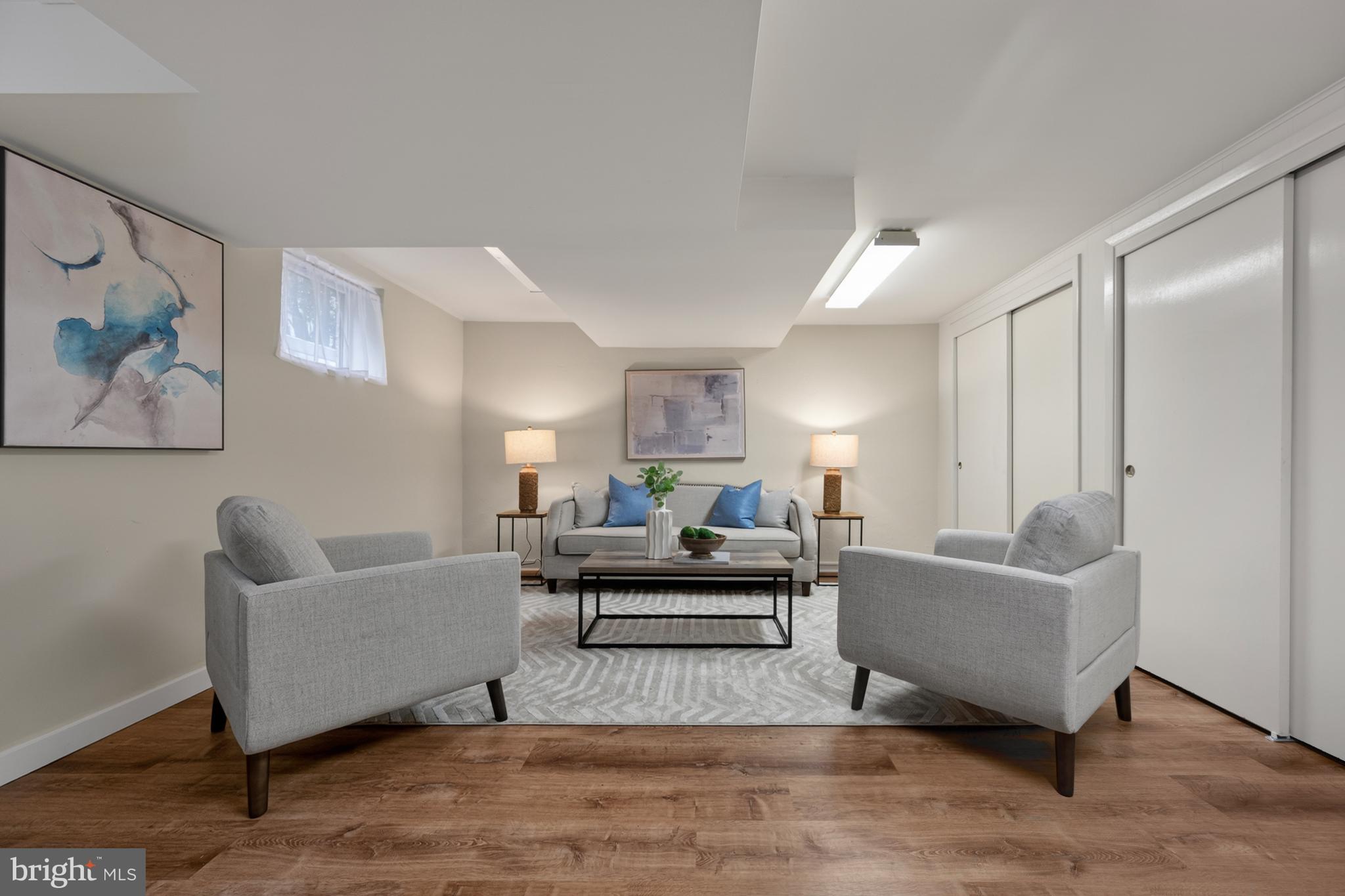 YATES GARDENS - Residential