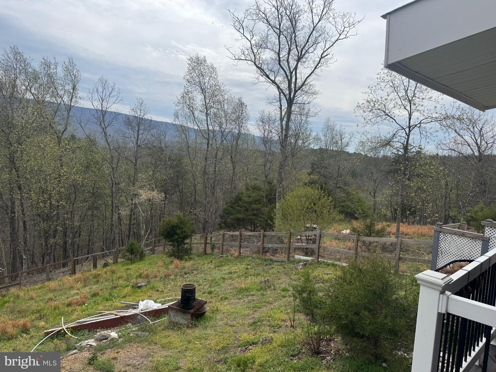 CEDAR RUN - Land