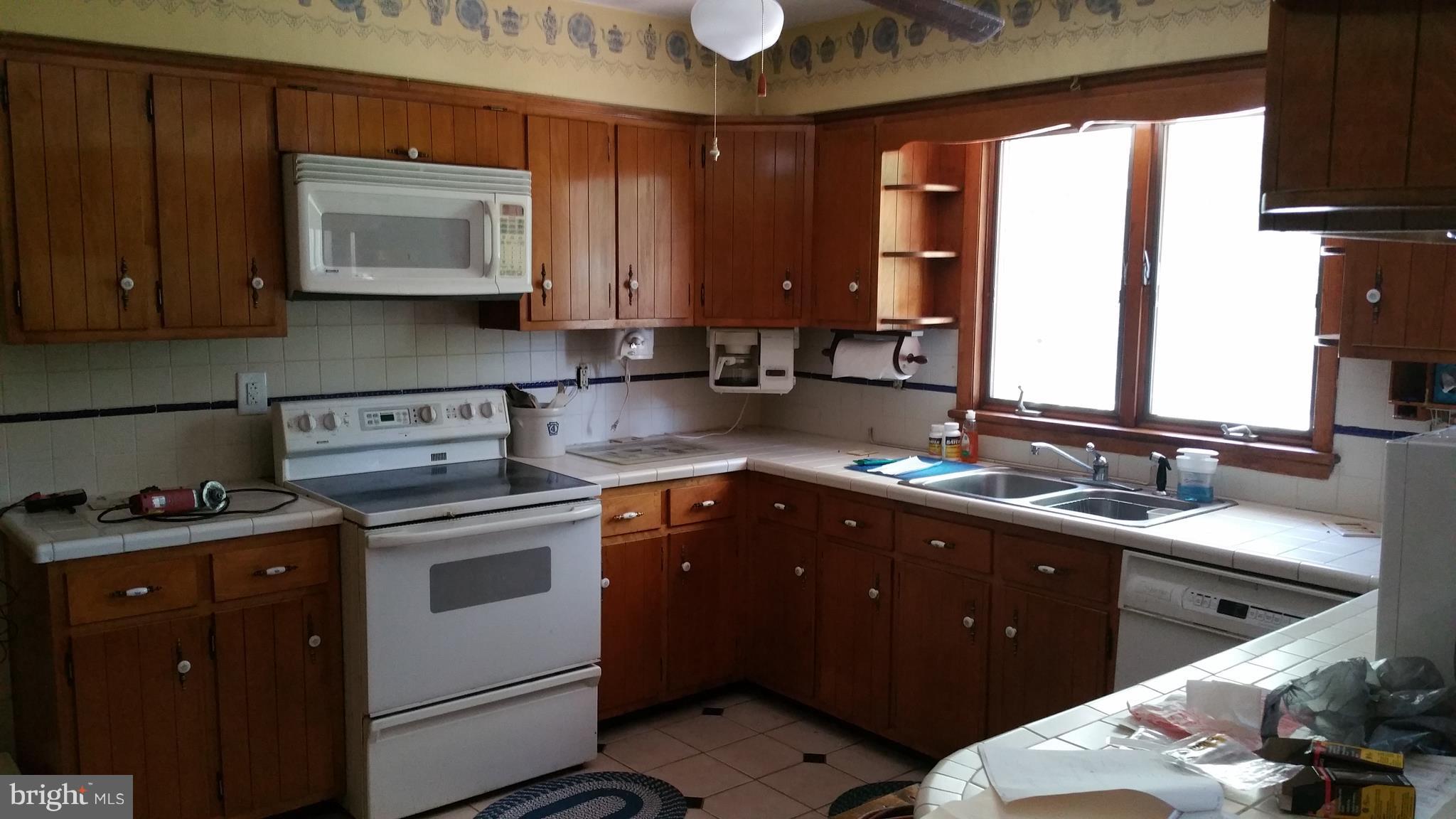 FAIRVIEW HEIGHTS - Residential Lease