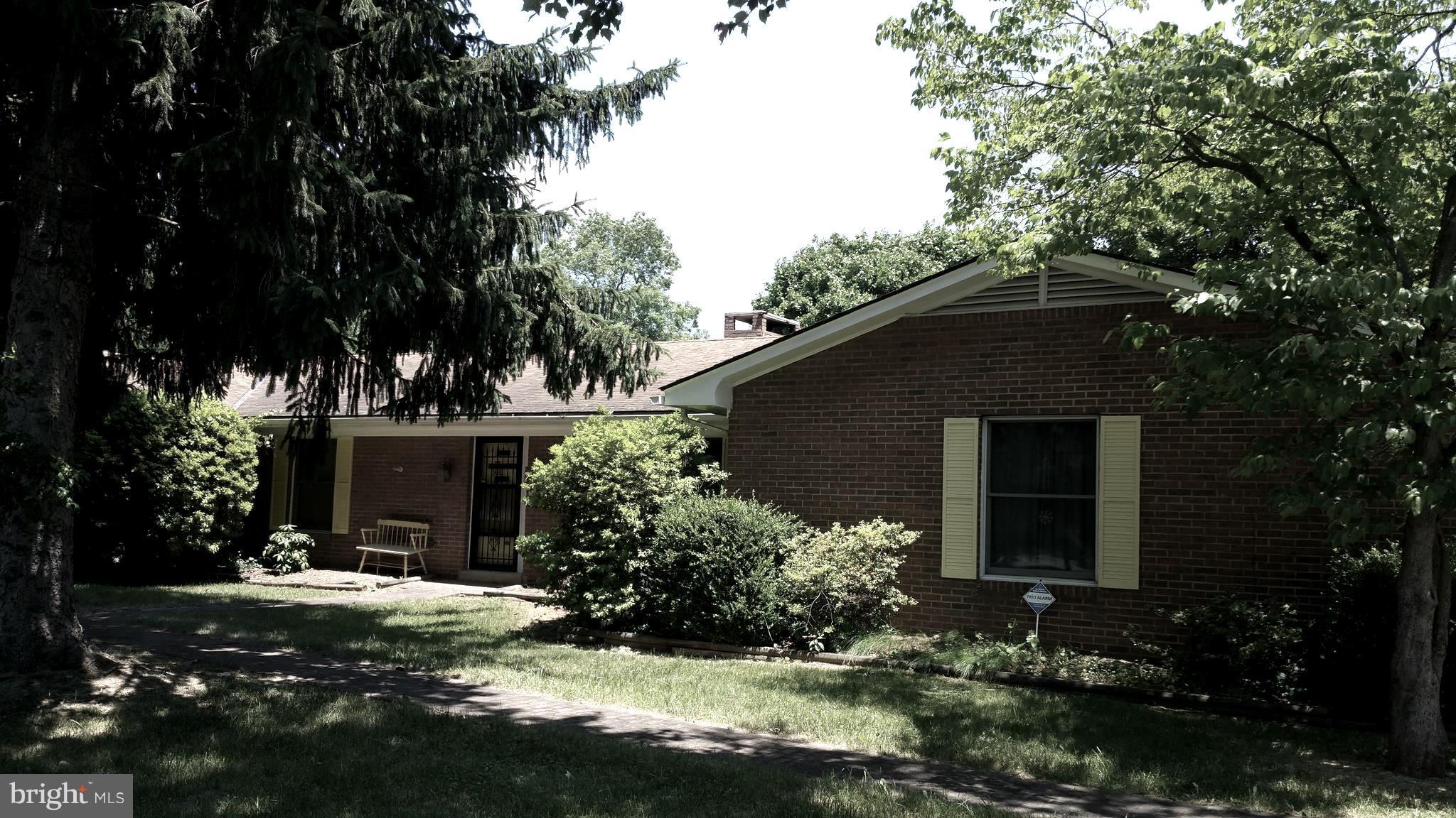 FAIRVIEW HEIGHTS - Residential Lease