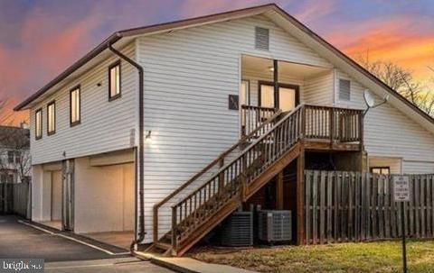 4115 MEADOWLAND COURT CT 8 CHANTILLY VA 20151