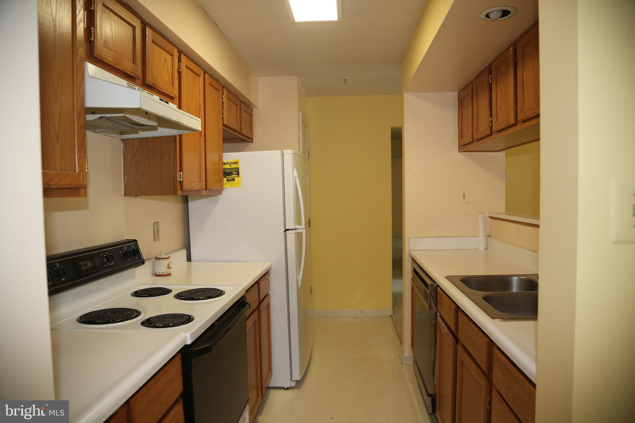 GREENSPRING EAST - Residential Lease