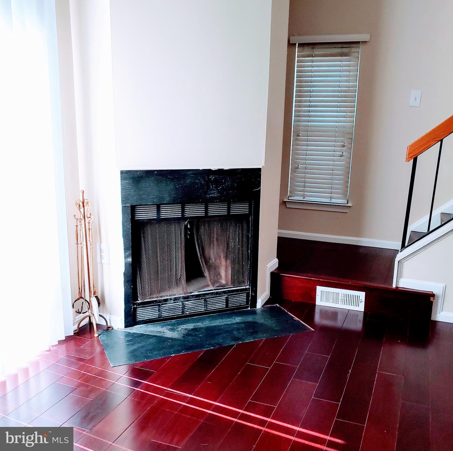 PEMBROOK VILLAGE - Residential Lease