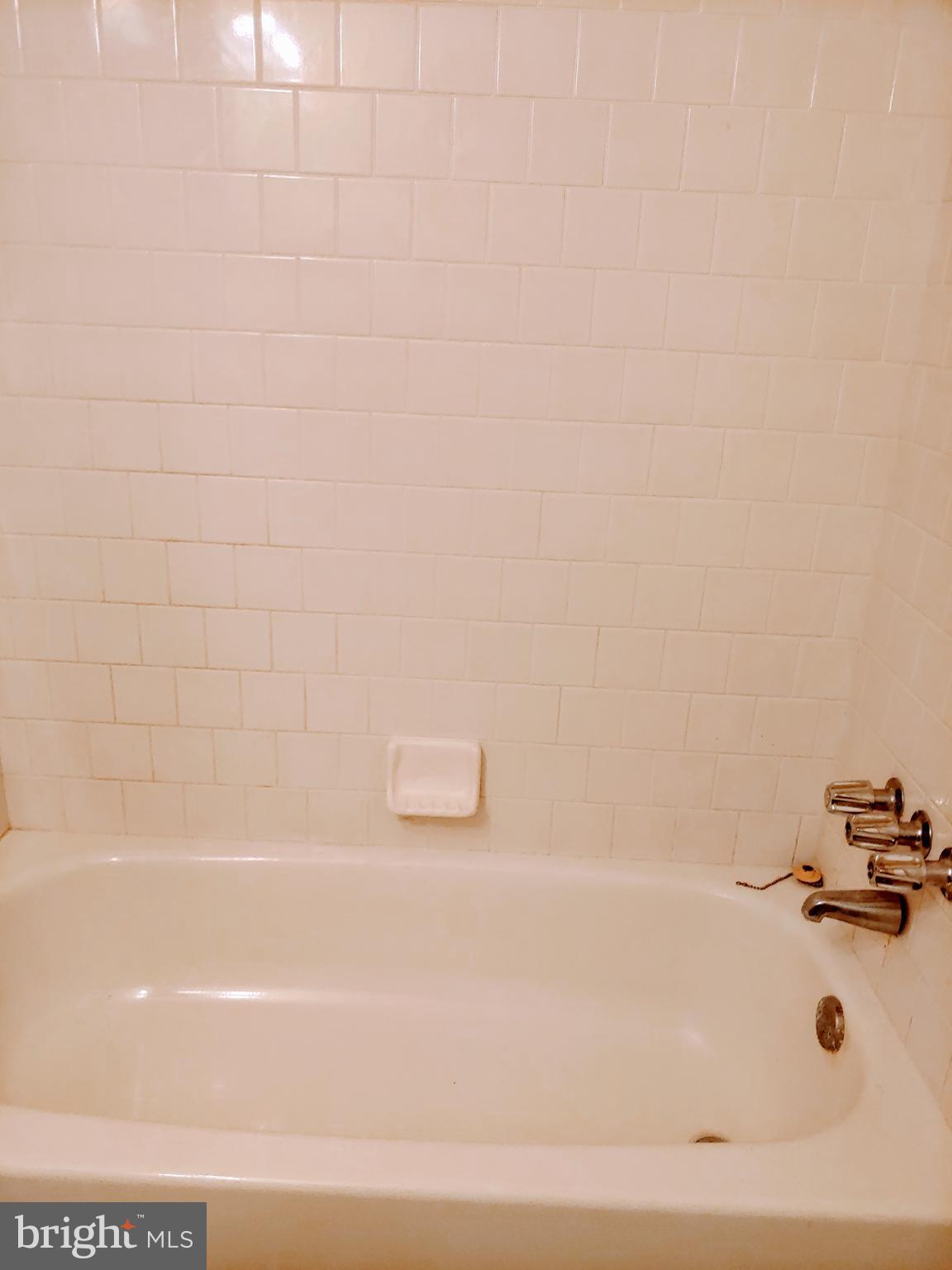 PEMBROOK VILLAGE - Residential Lease