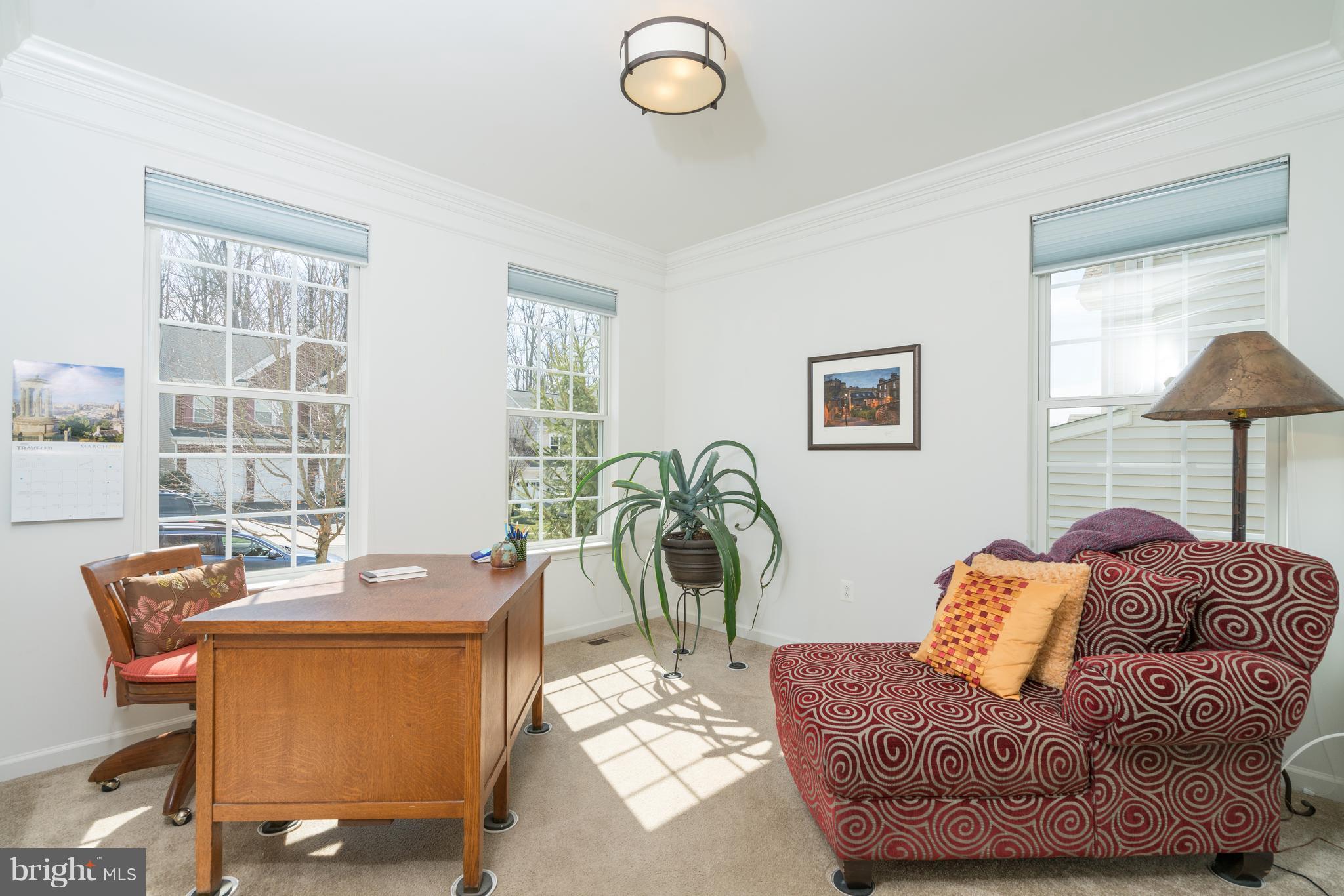 COLES RUN MANOR - Residential