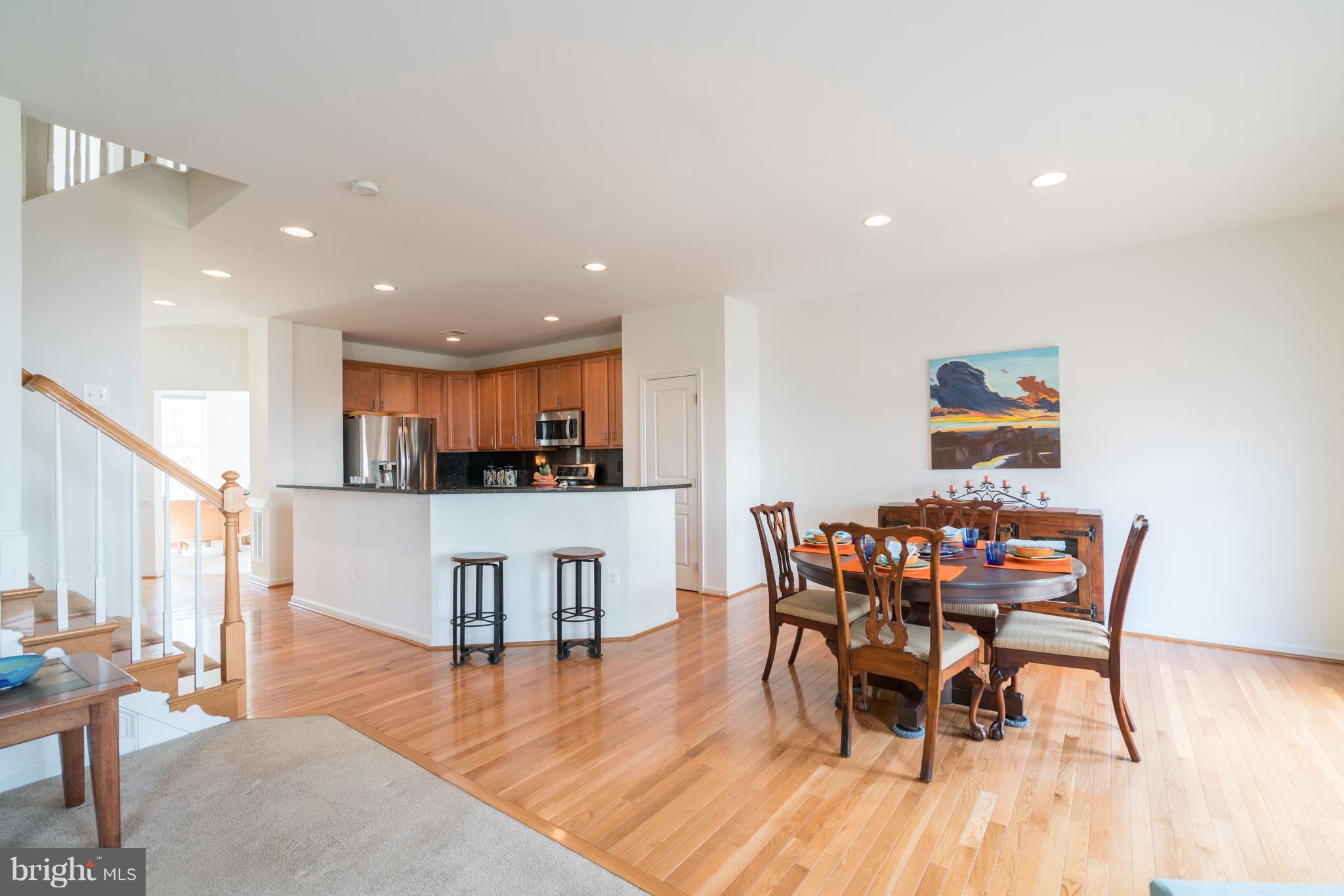 COLES RUN MANOR - Residential