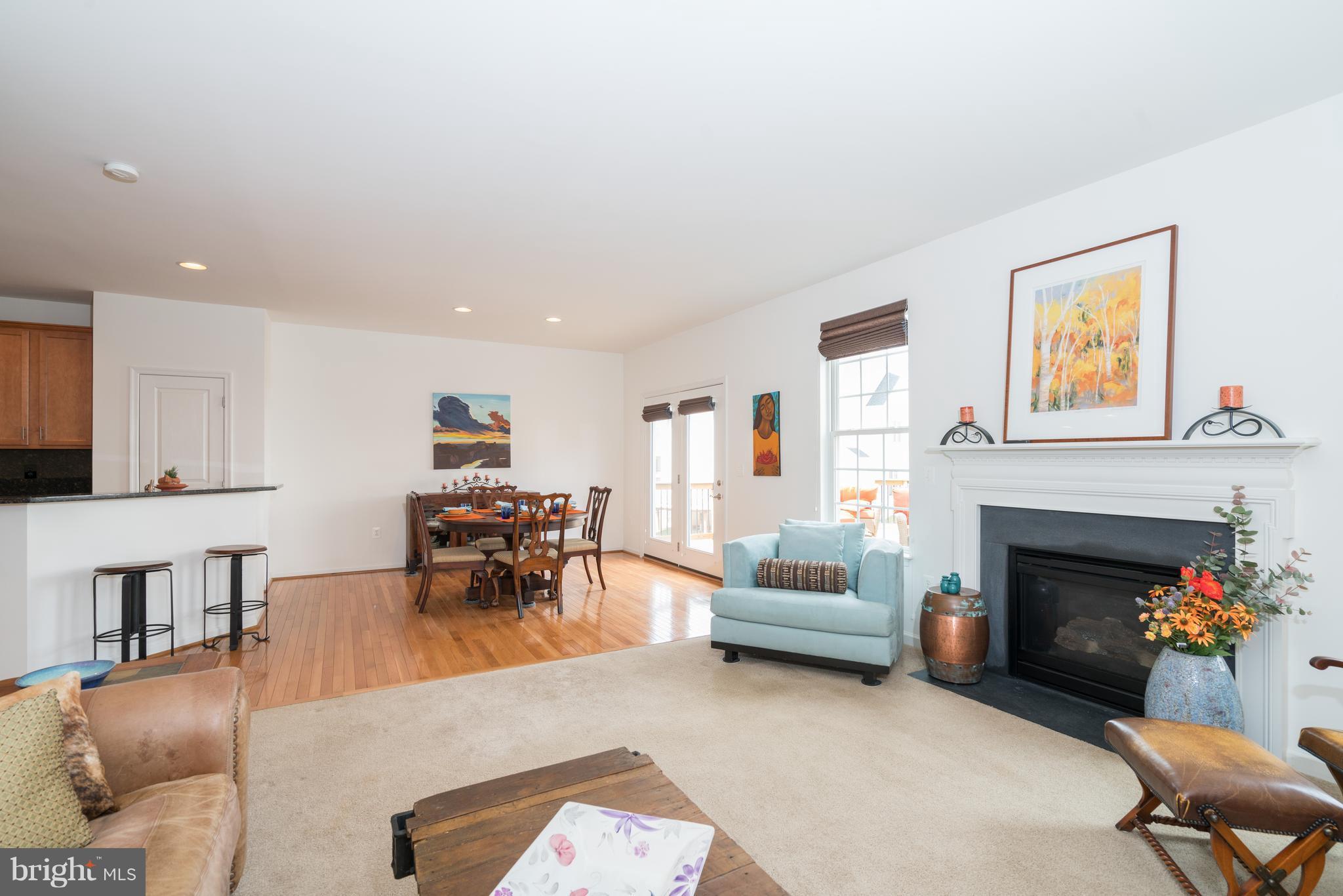 COLES RUN MANOR - Residential