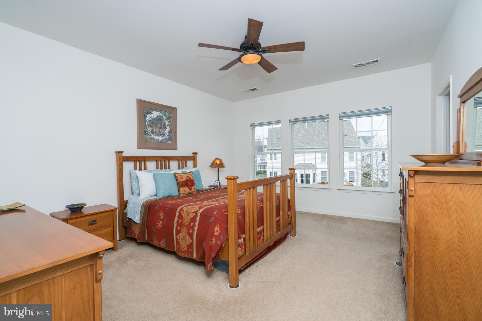 COLES RUN MANOR - Residential