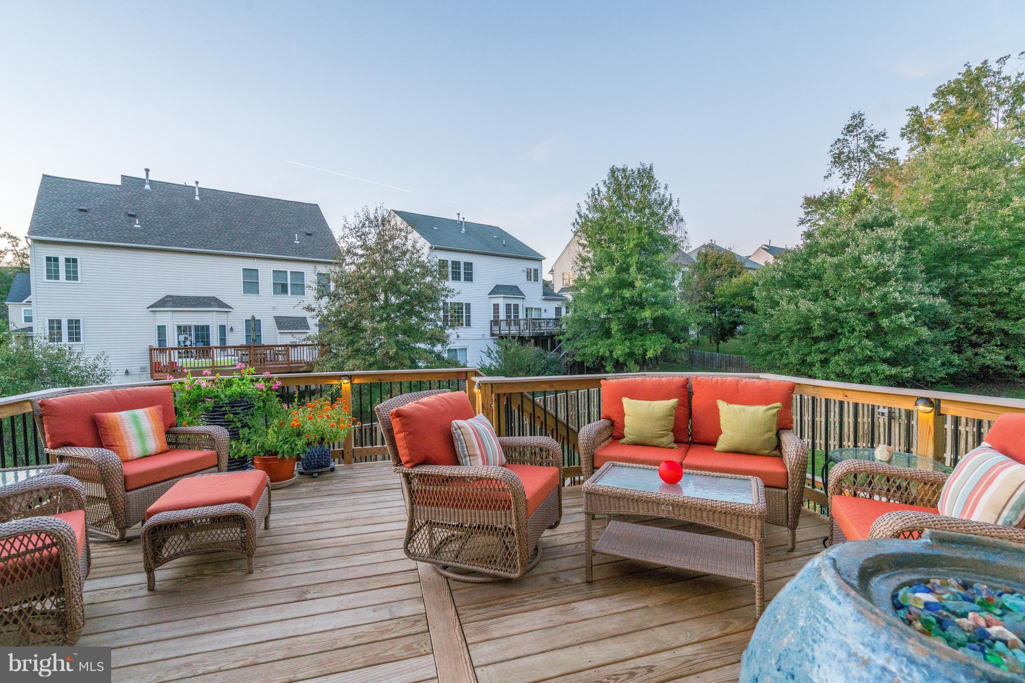 COLES RUN MANOR - Residential