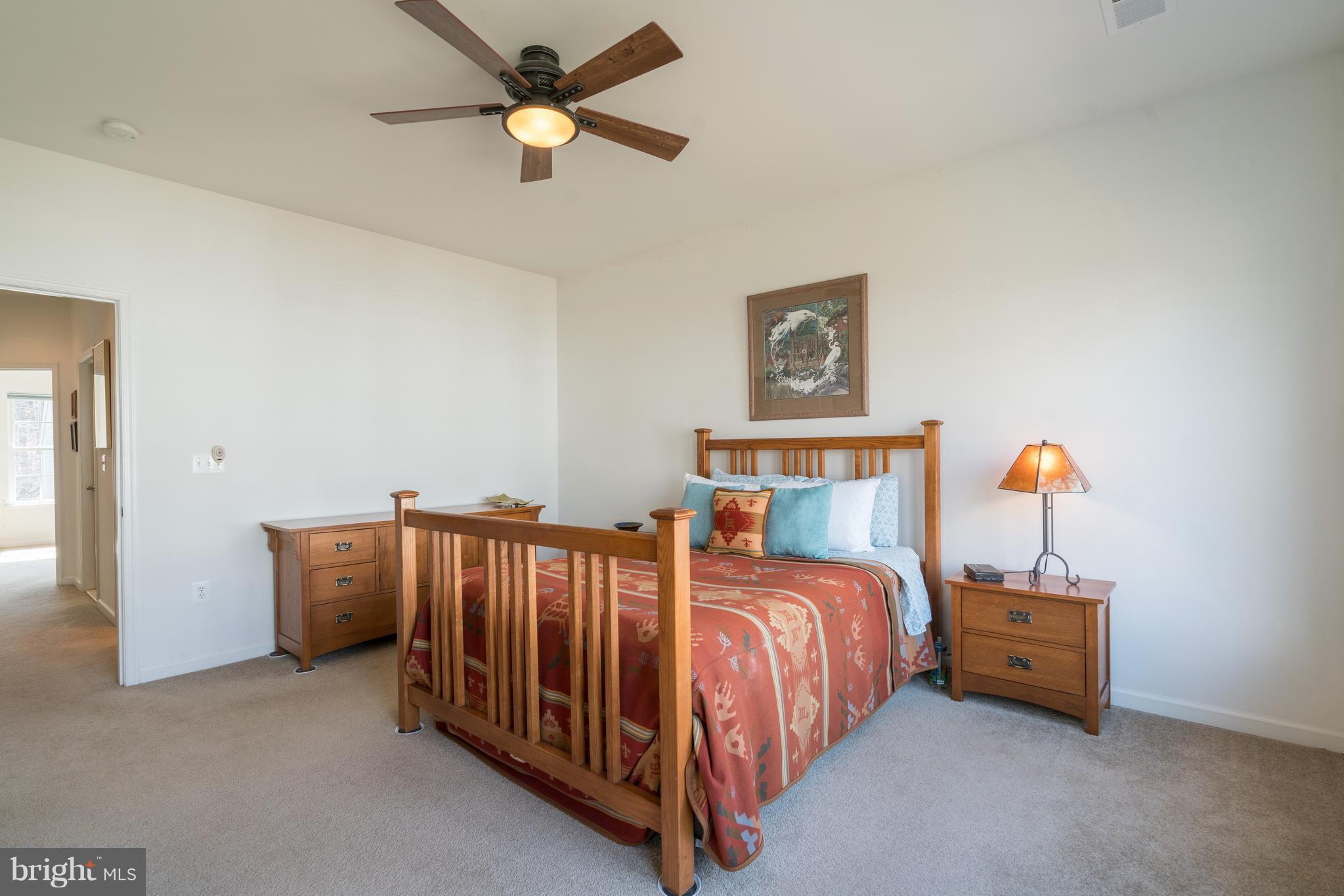 COLES RUN MANOR - Residential