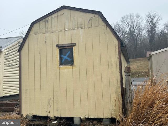 2303 CHESTNUT GROVE ROAD