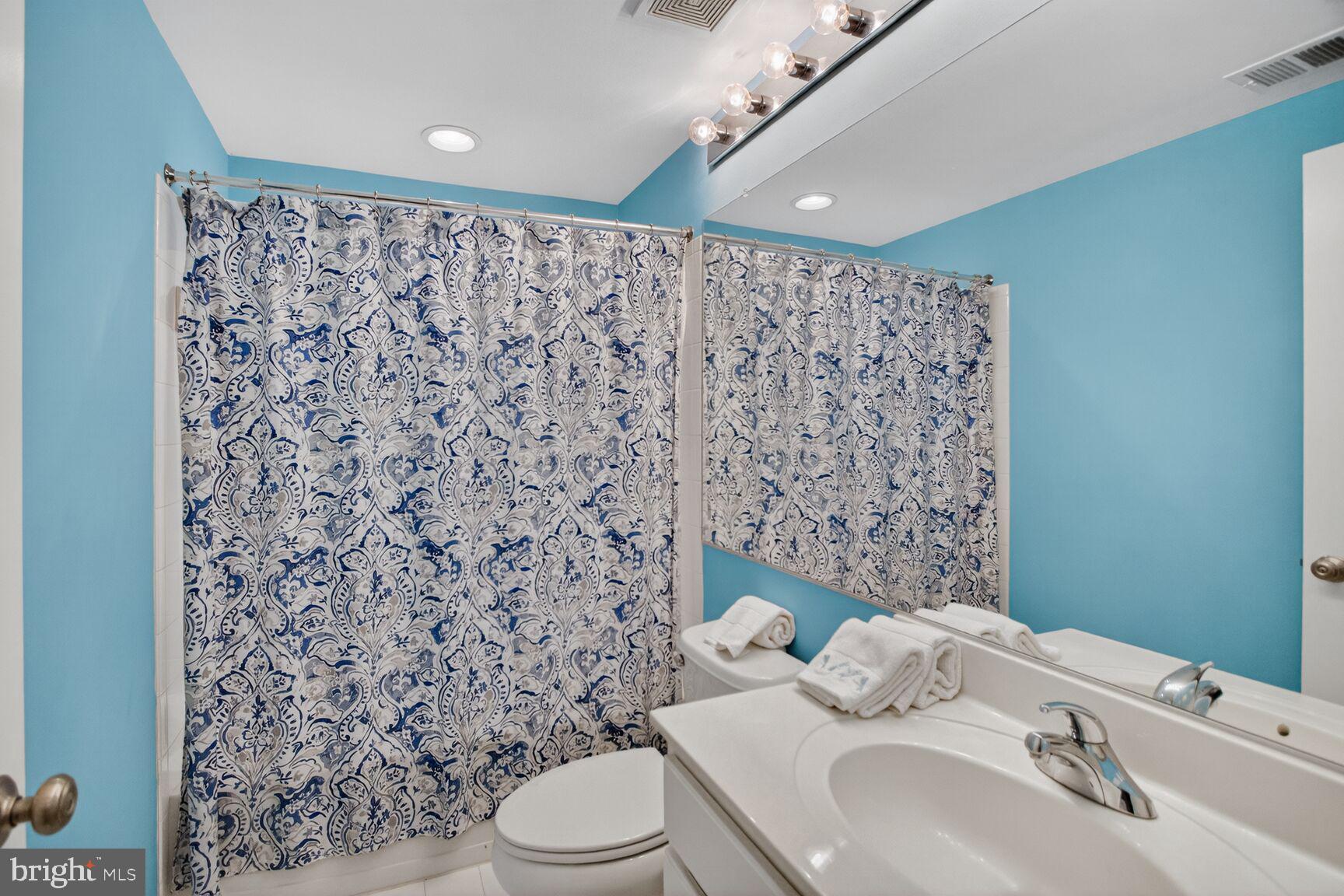 MAPLE LAWN - Residential