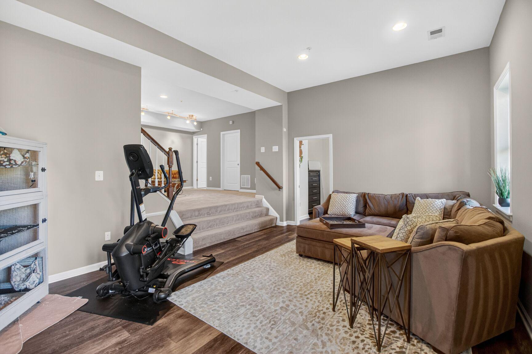 MAPLE LAWN - Residential