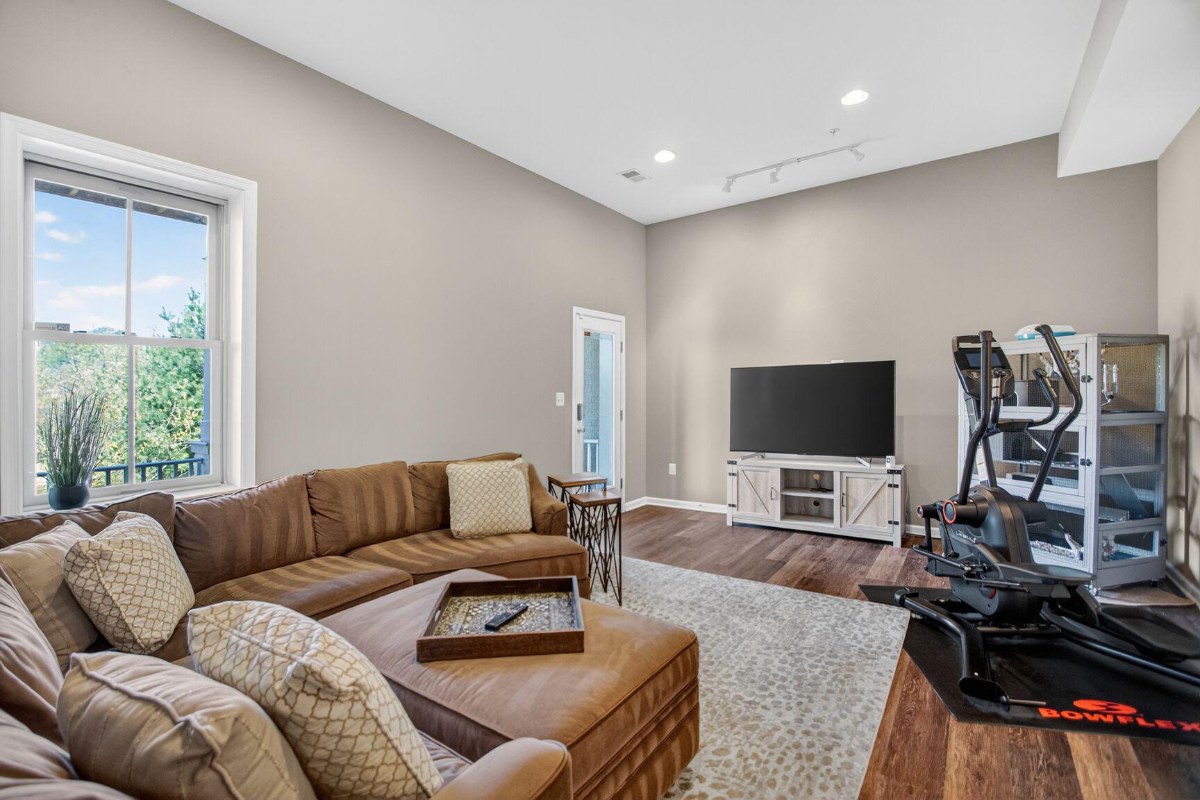 MAPLE LAWN - Residential