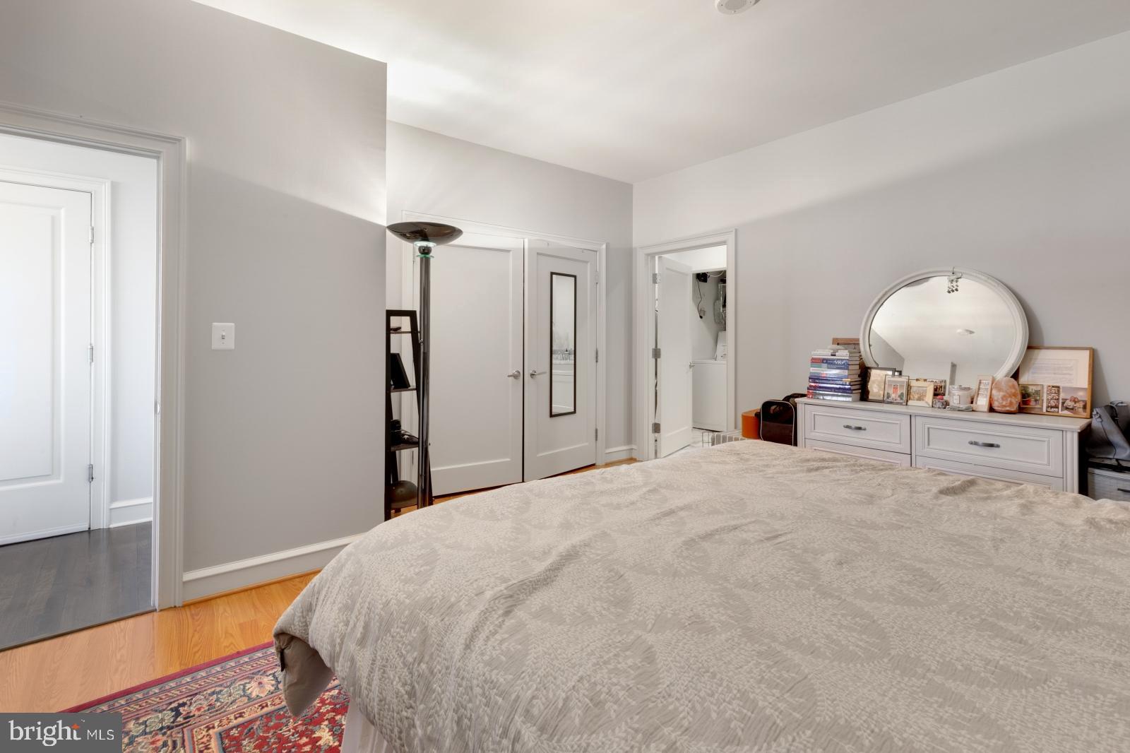 OLD CITY - Residential Lease