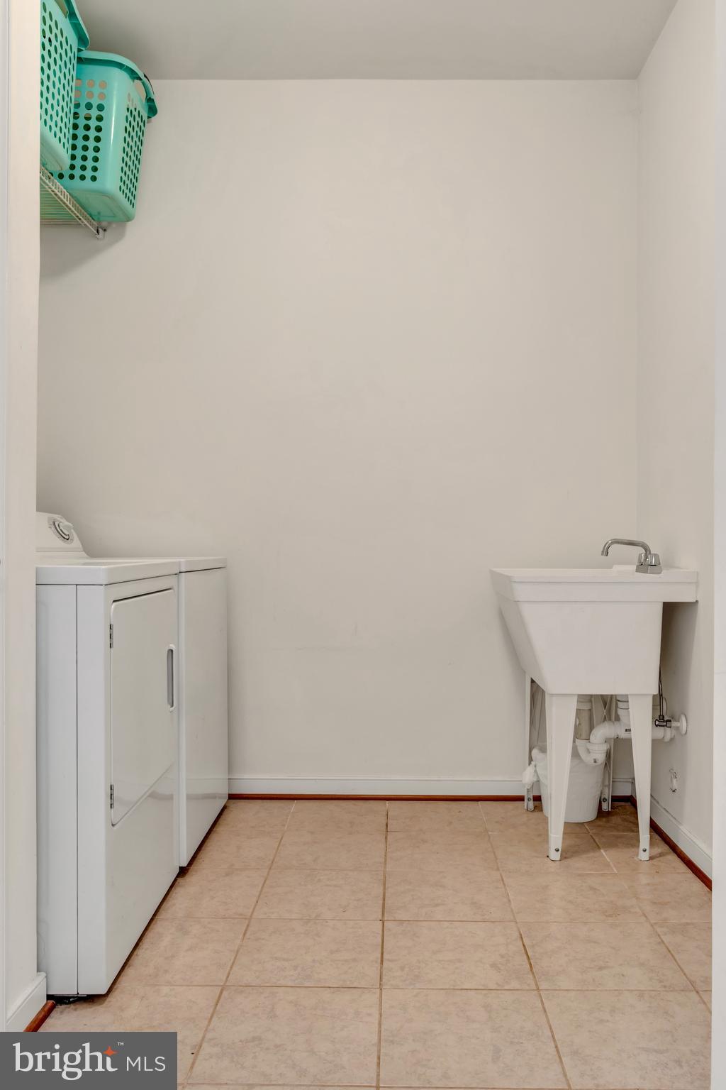 VILLAGES AT THE CROSSING - Residential