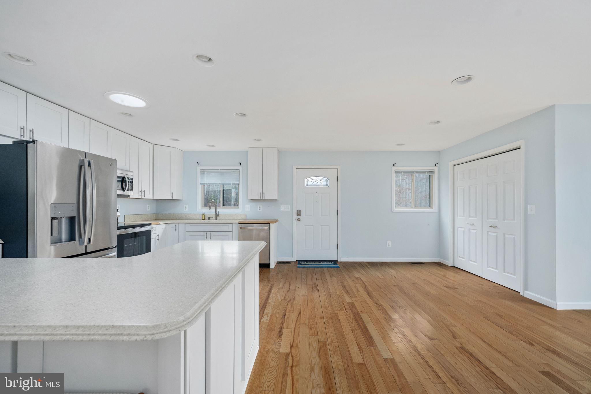 HORSESHOE COVE - Residential