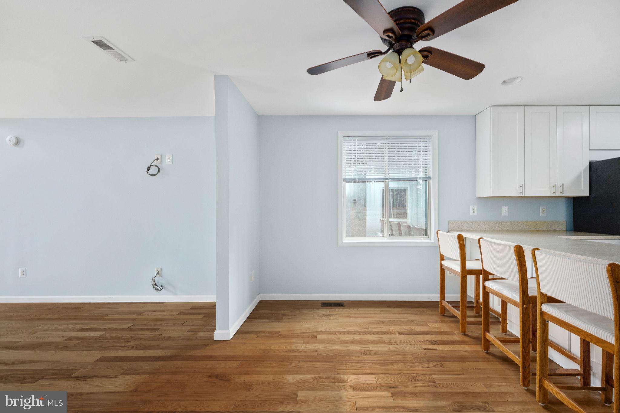 HORSESHOE COVE - Residential