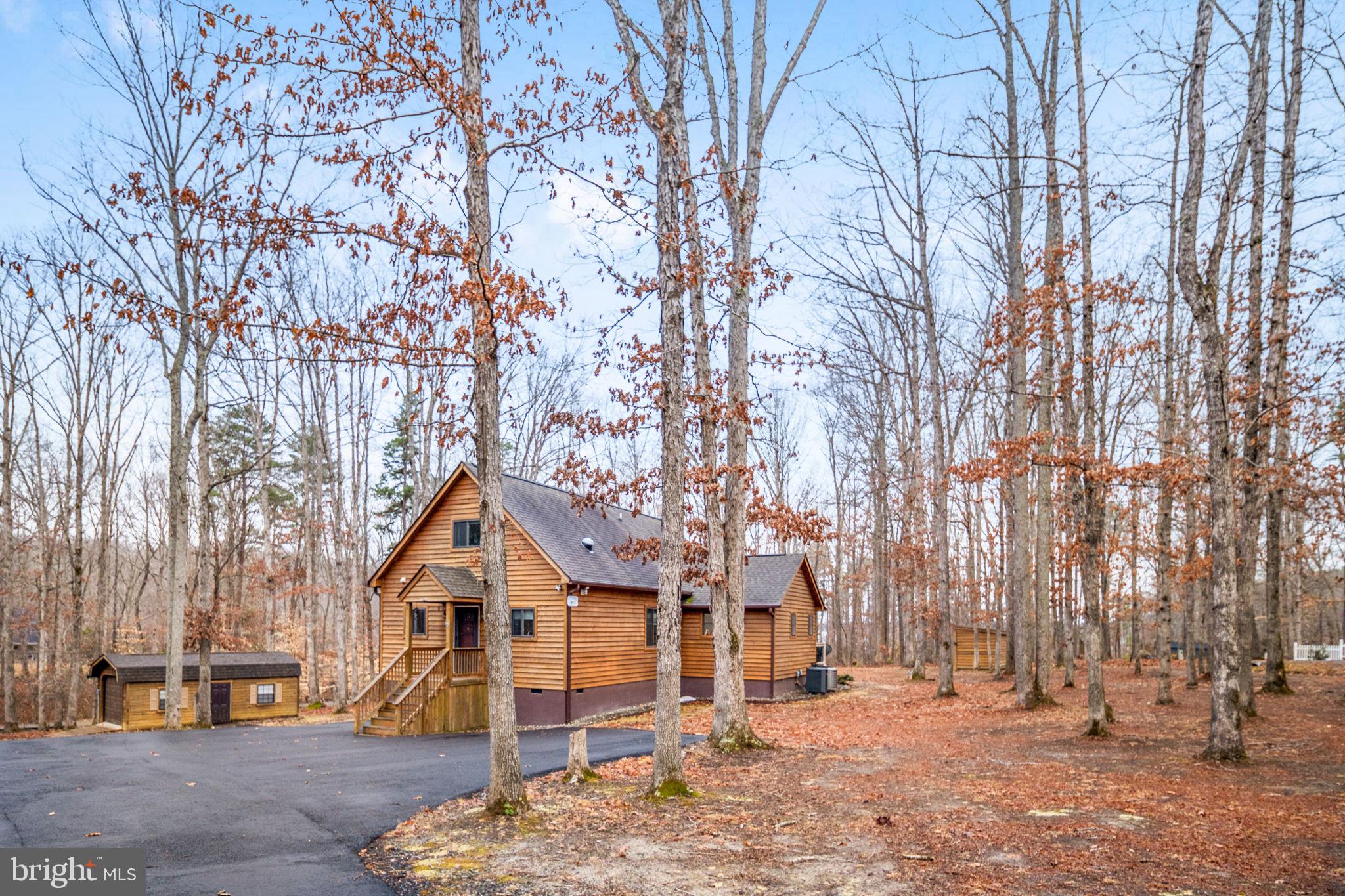 HORSESHOE COVE - Residential