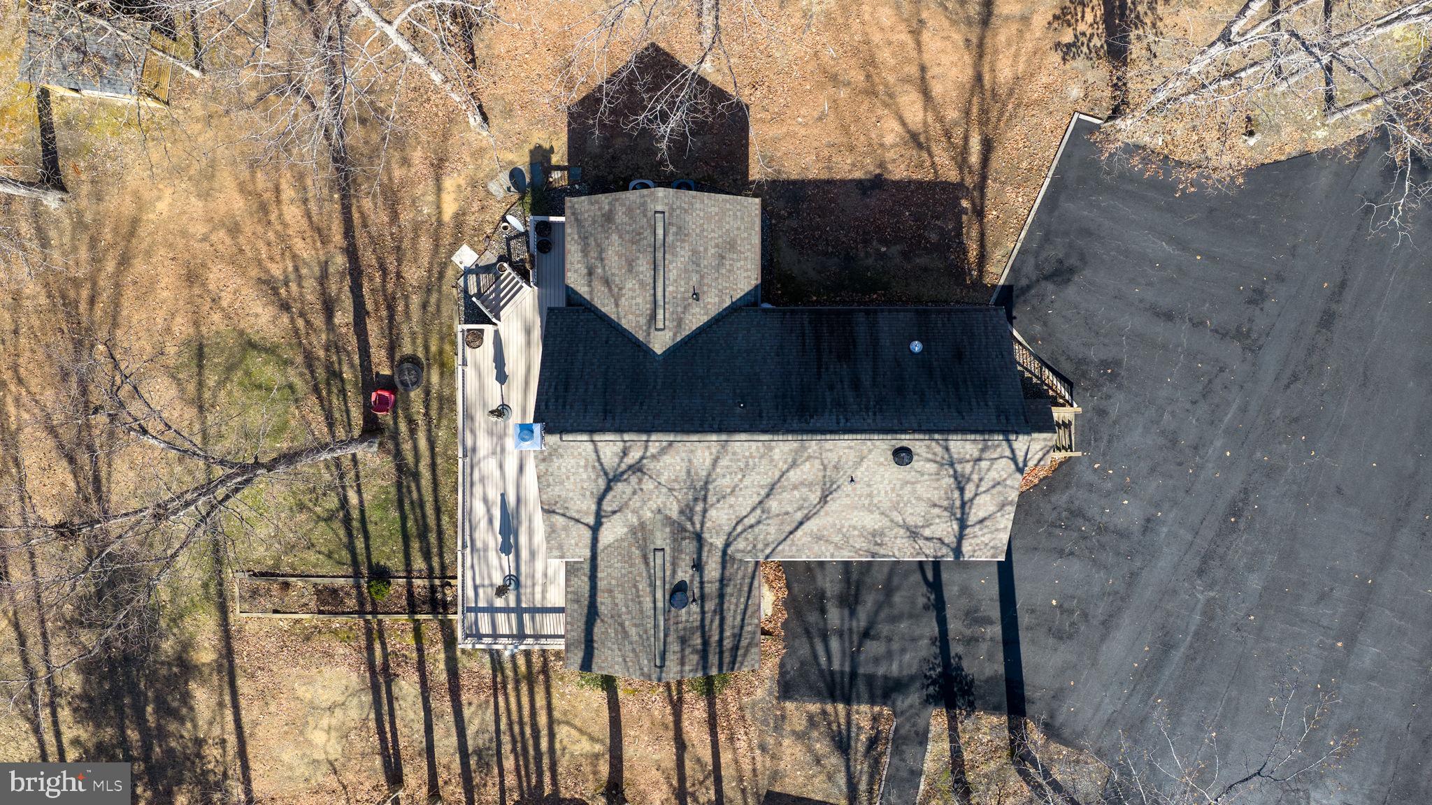 HORSESHOE COVE - Residential