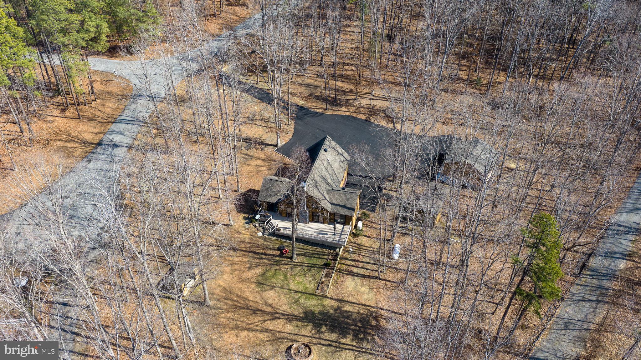 HORSESHOE COVE - Residential