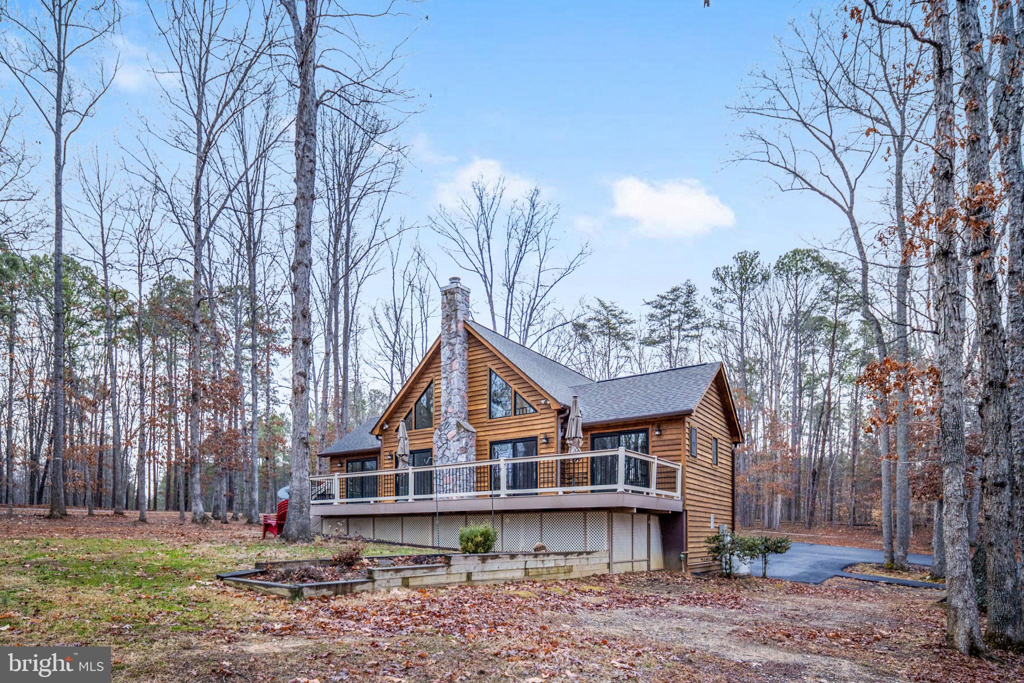 HORSESHOE COVE - Residential