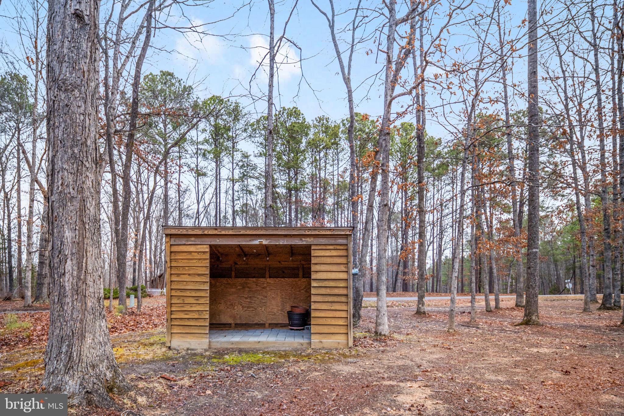 HORSESHOE COVE - Residential