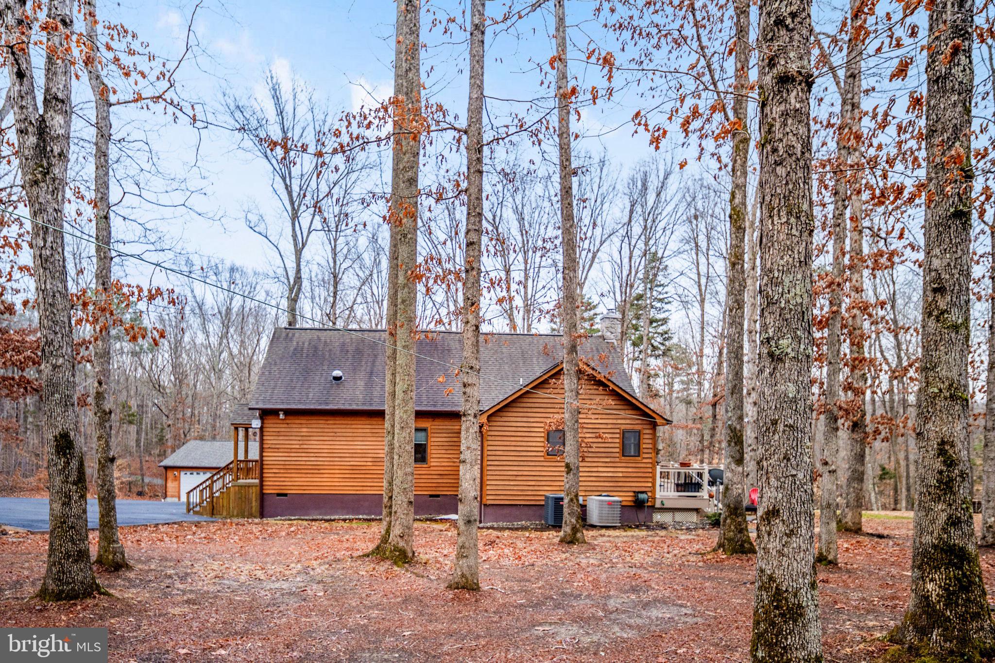 HORSESHOE COVE - Residential