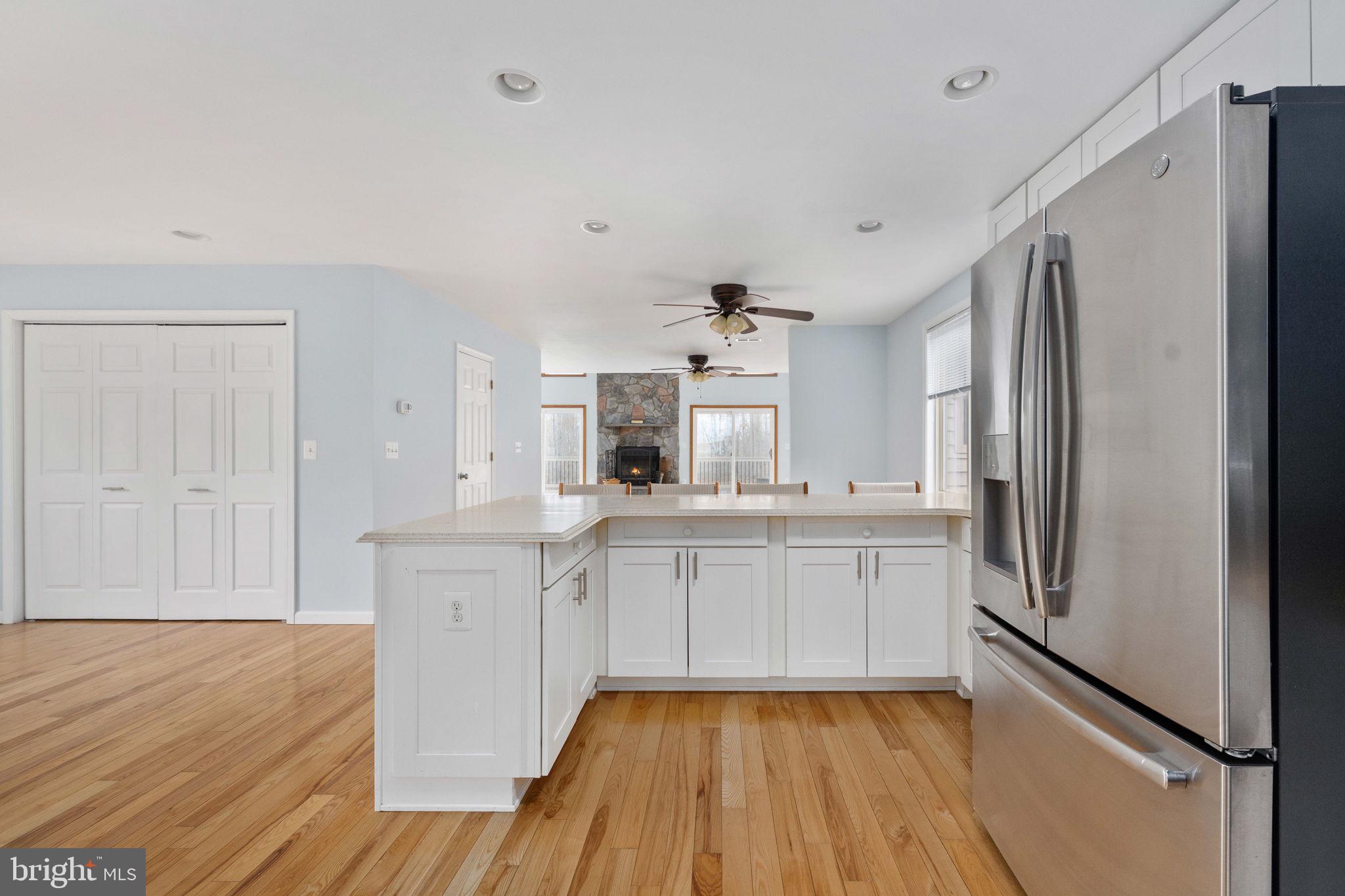 HORSESHOE COVE - Residential