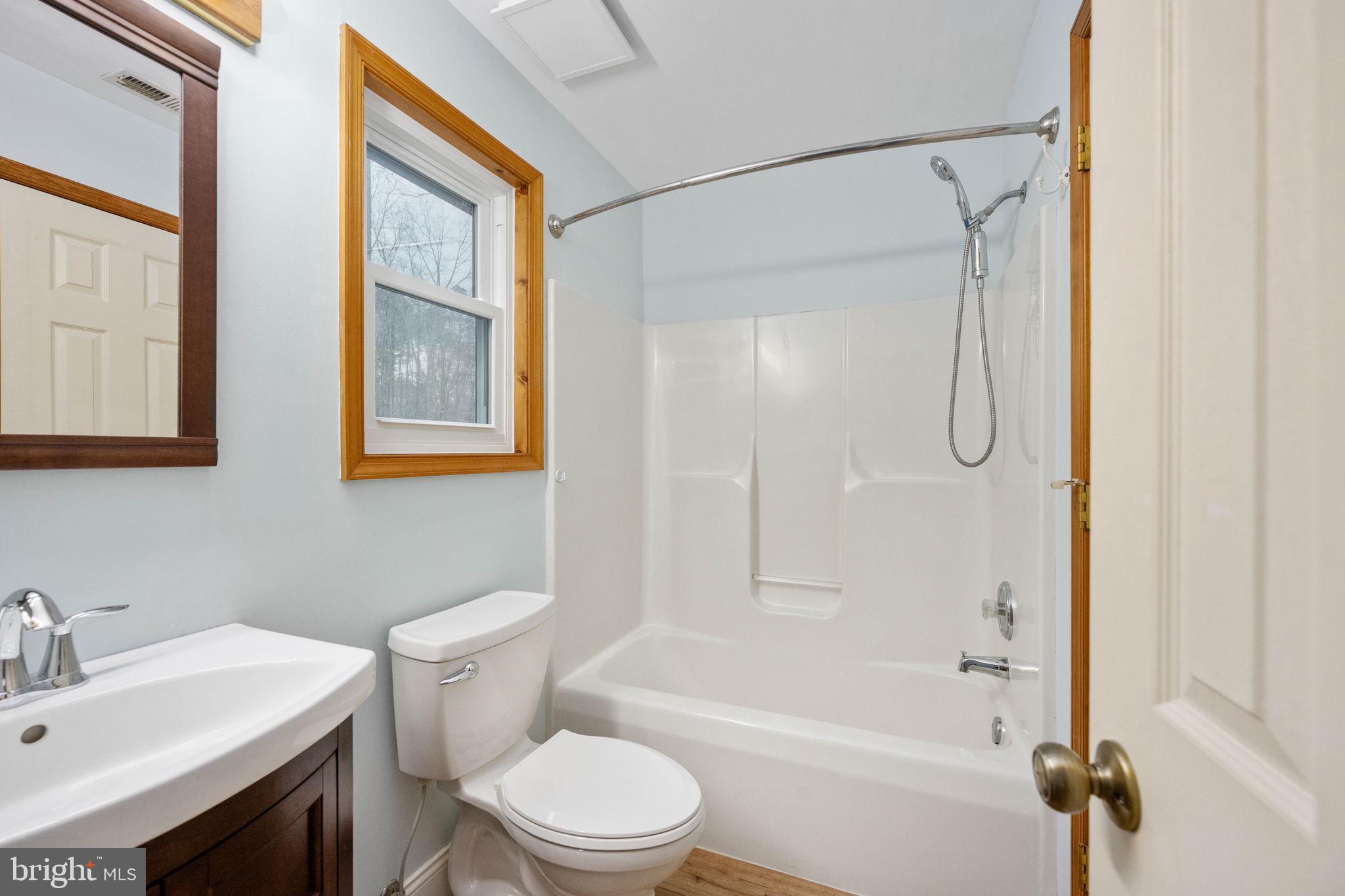 HORSESHOE COVE - Residential