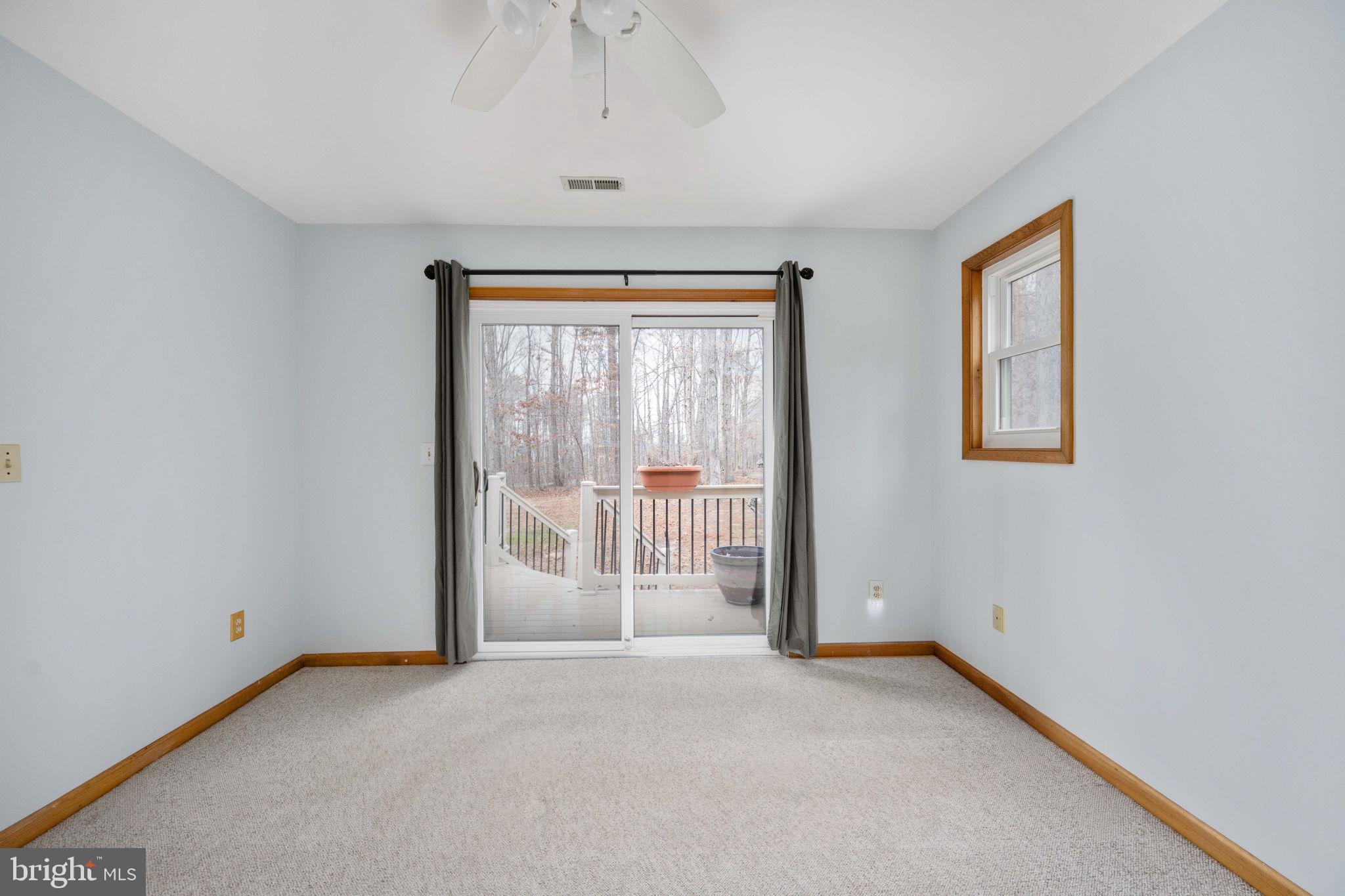 HORSESHOE COVE - Residential