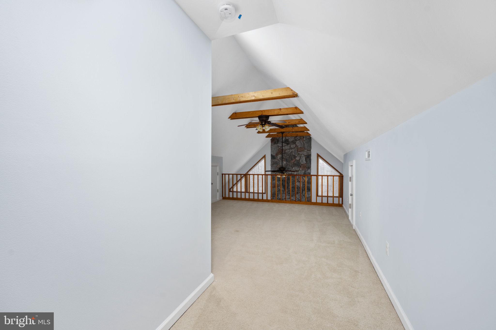 HORSESHOE COVE - Residential