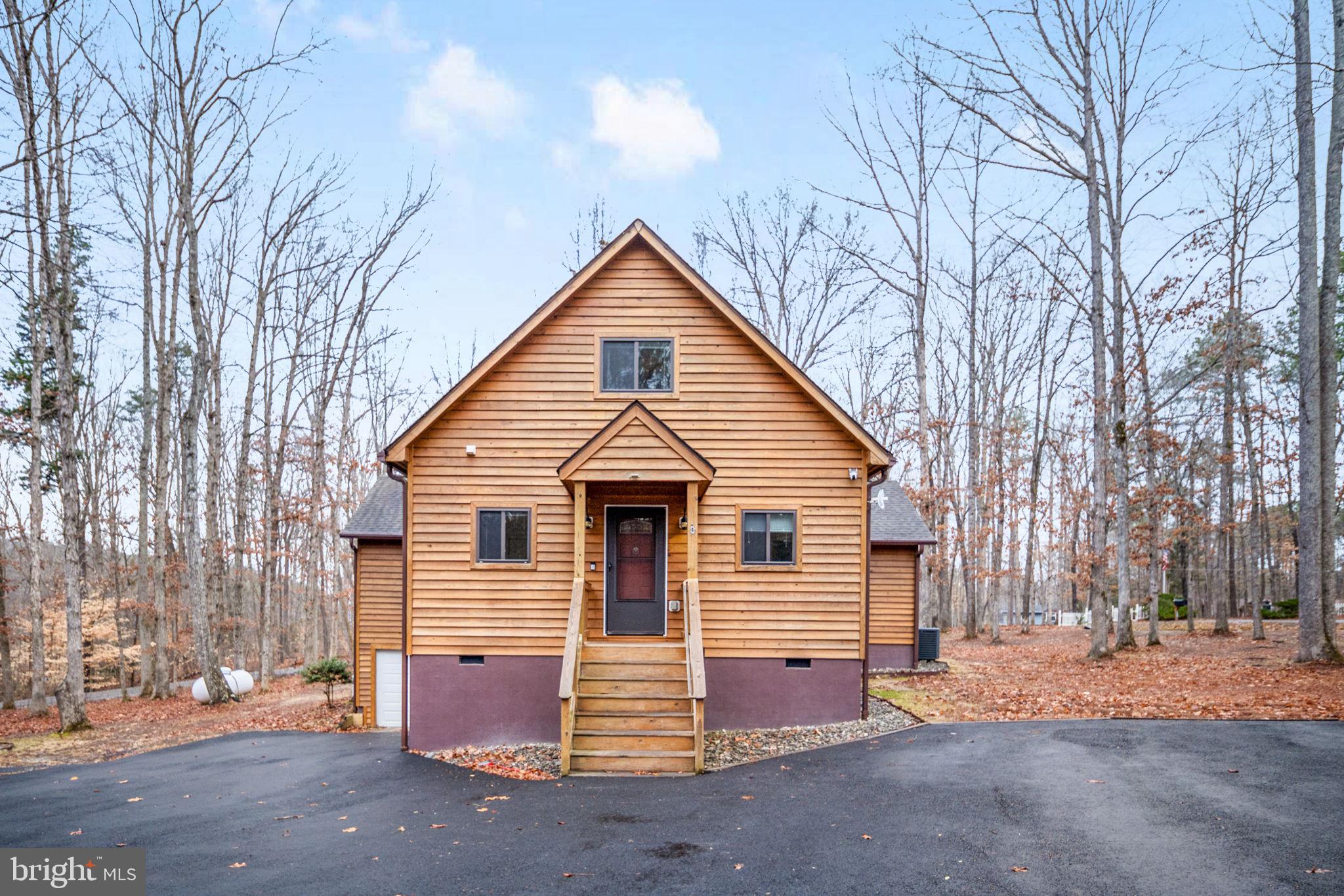 HORSESHOE COVE - Residential