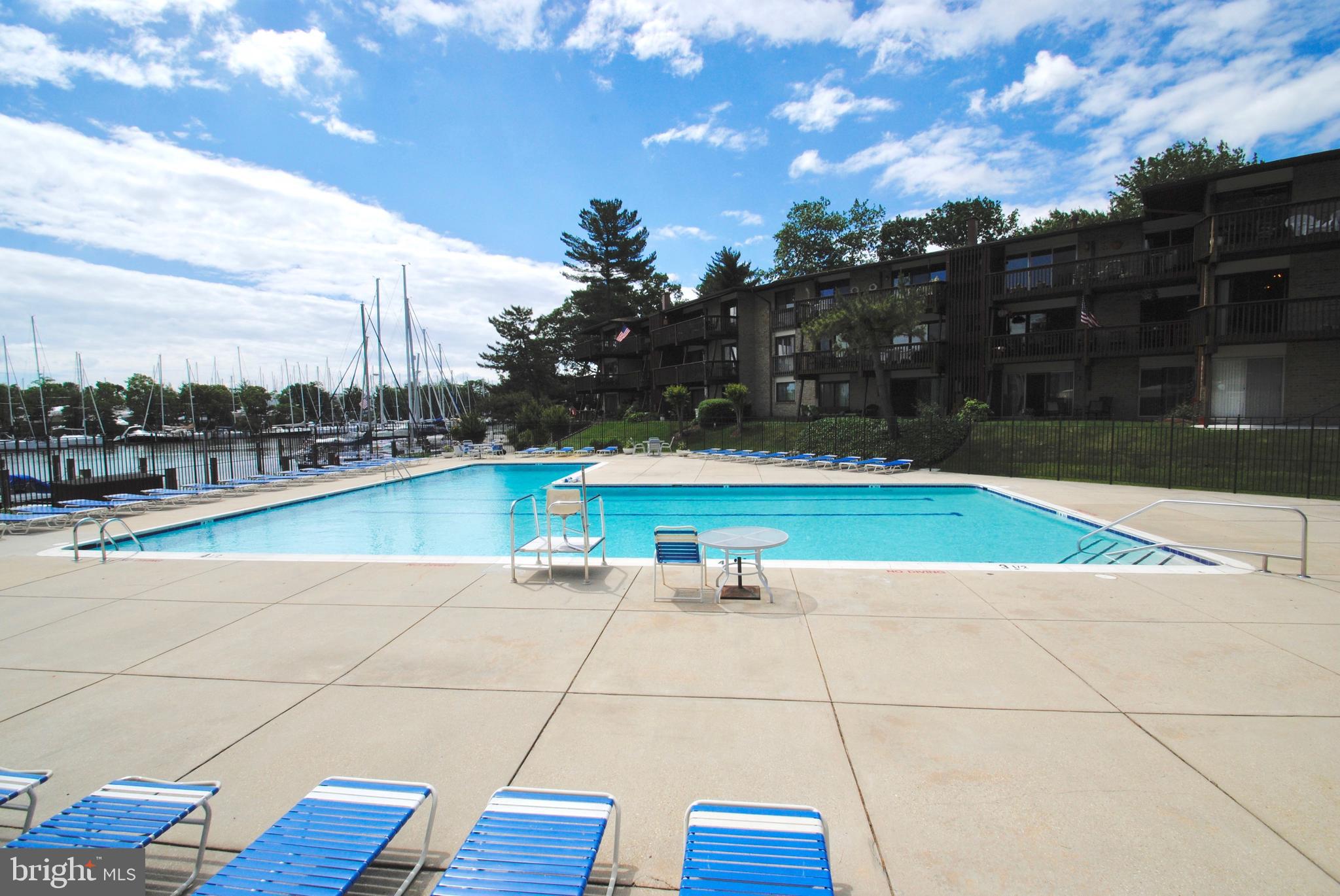 SEVERN HOUSE - Residential