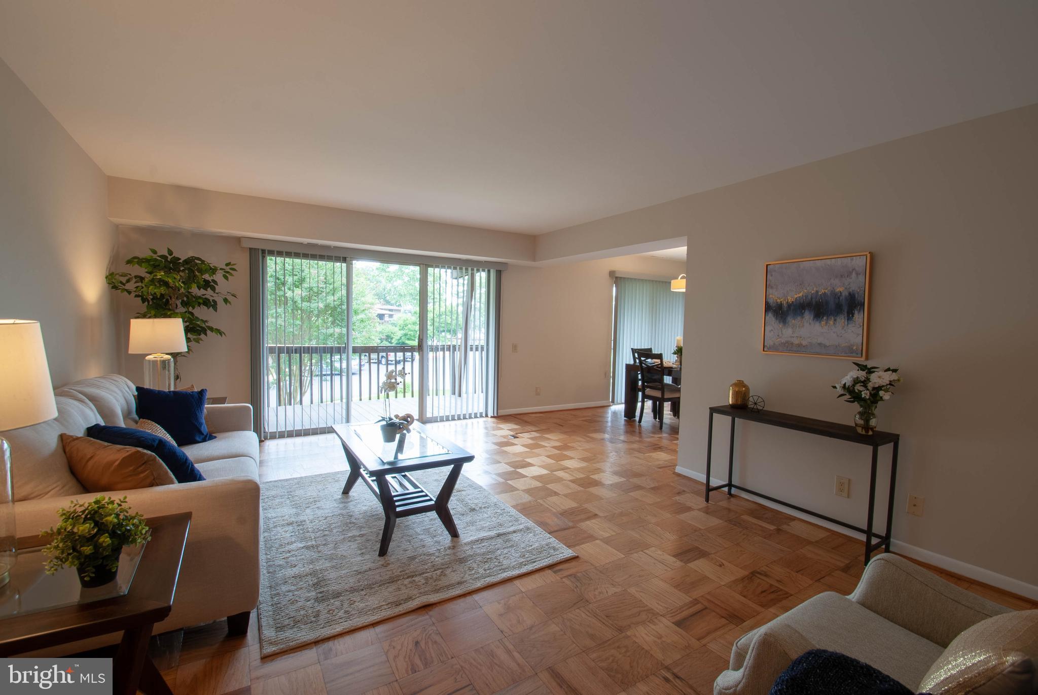 SEVERN HOUSE - Residential