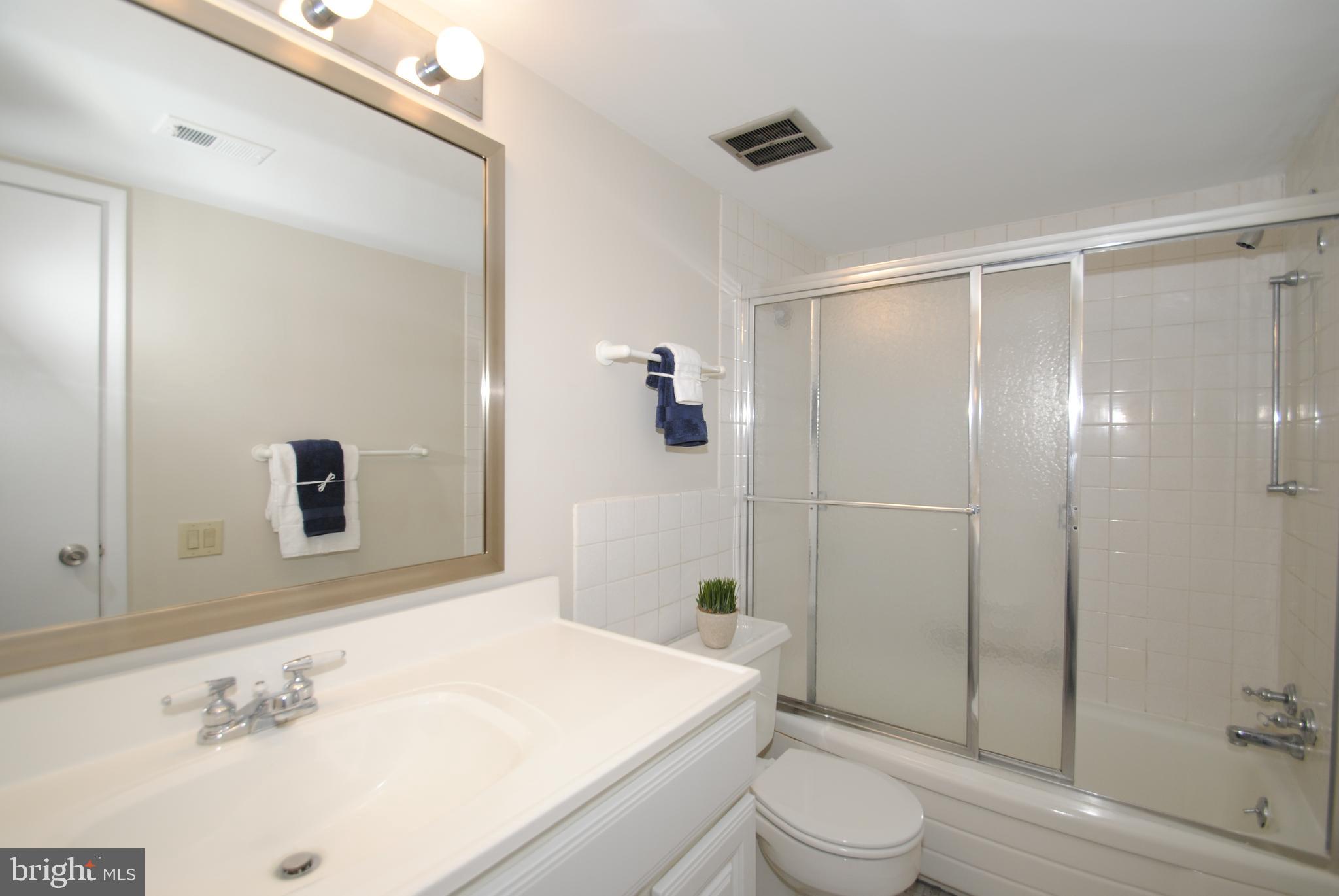 SEVERN HOUSE - Residential