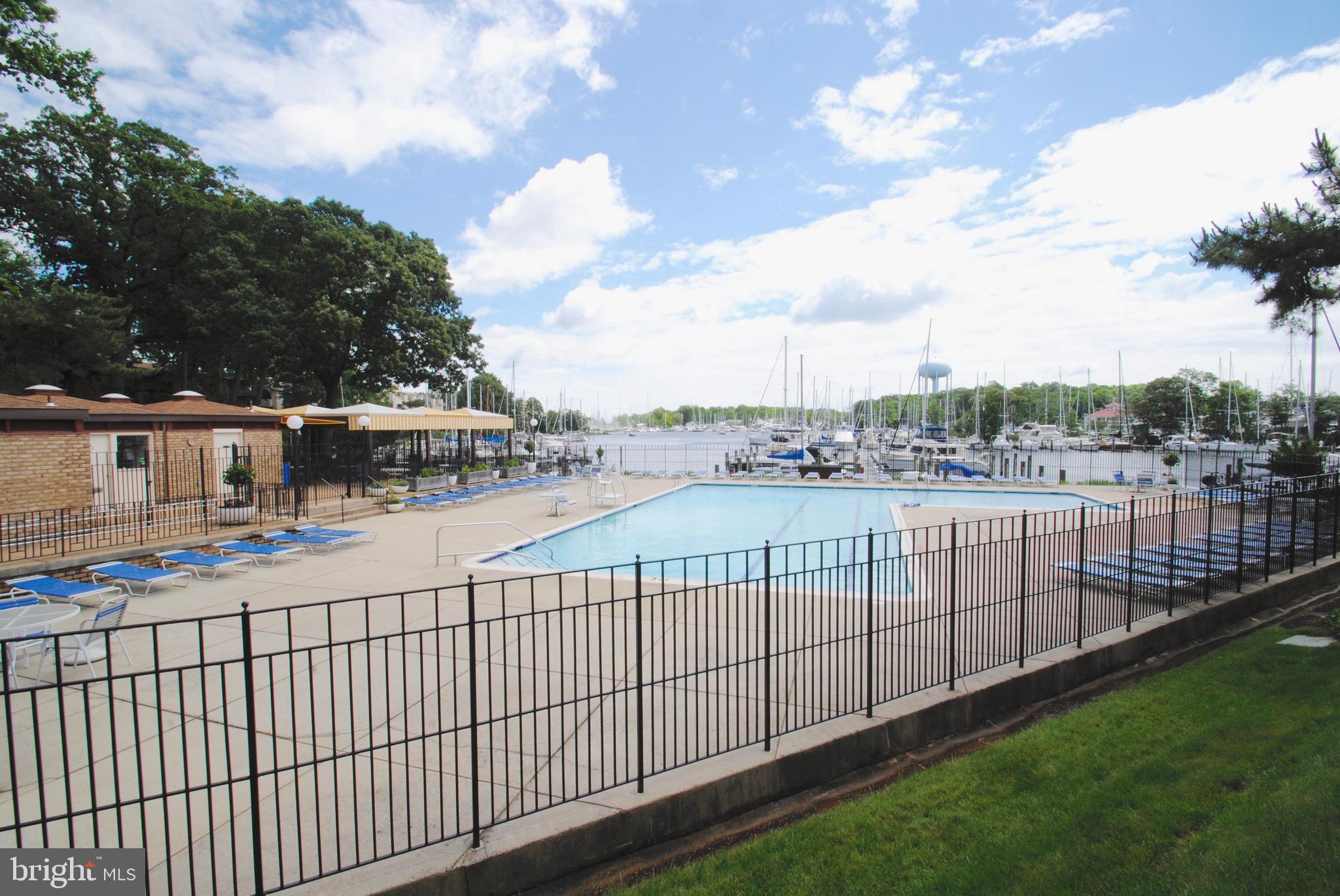 SEVERN HOUSE - Residential