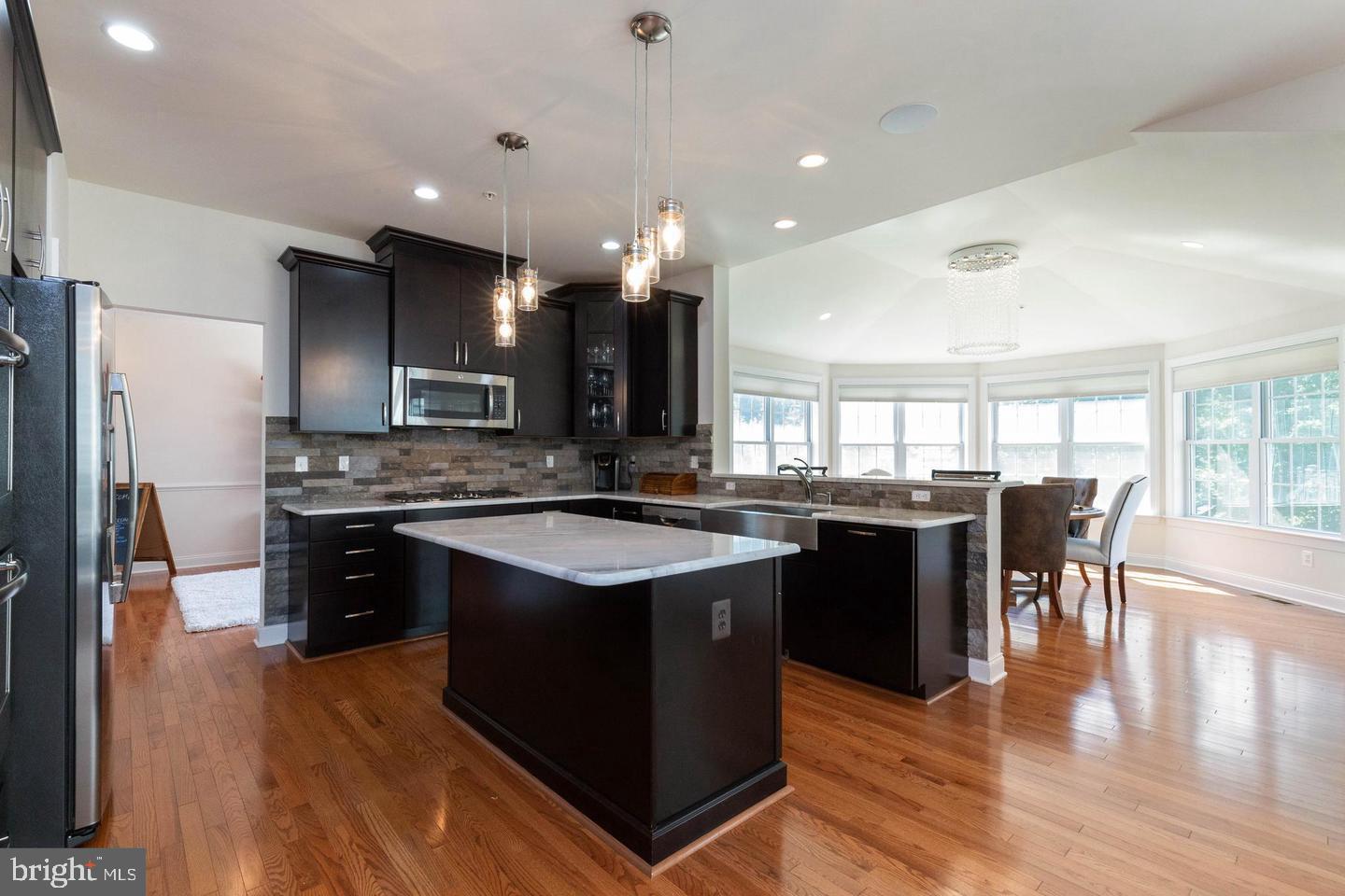 MARLBORO RIDGE - Residential