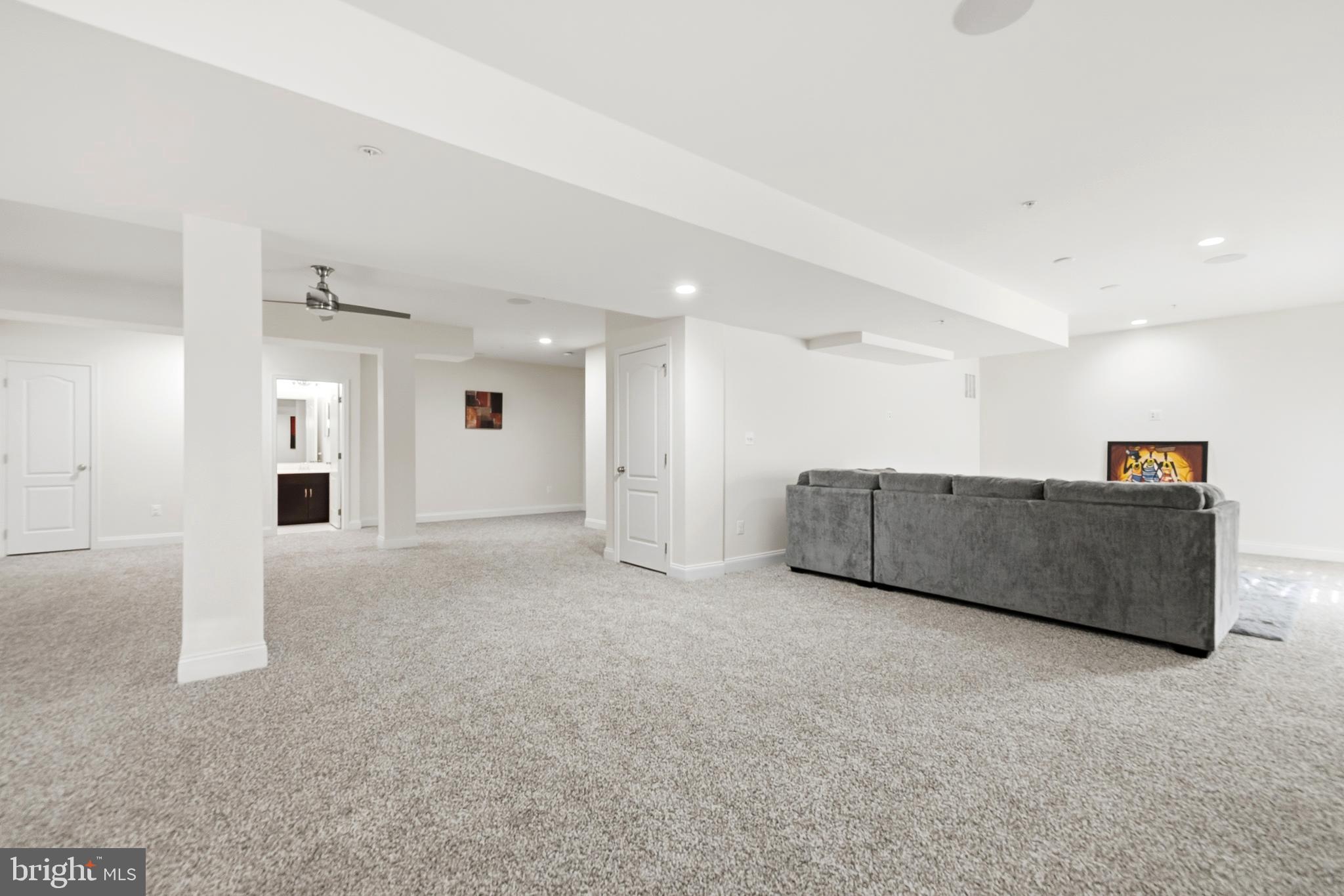 MARLBORO RIDGE - Residential