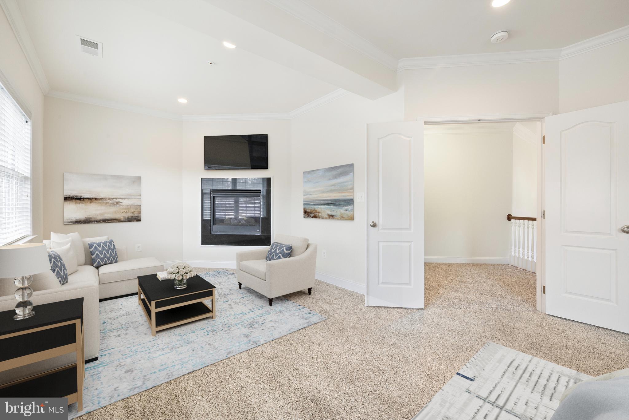 MARLBORO RIDGE - Residential