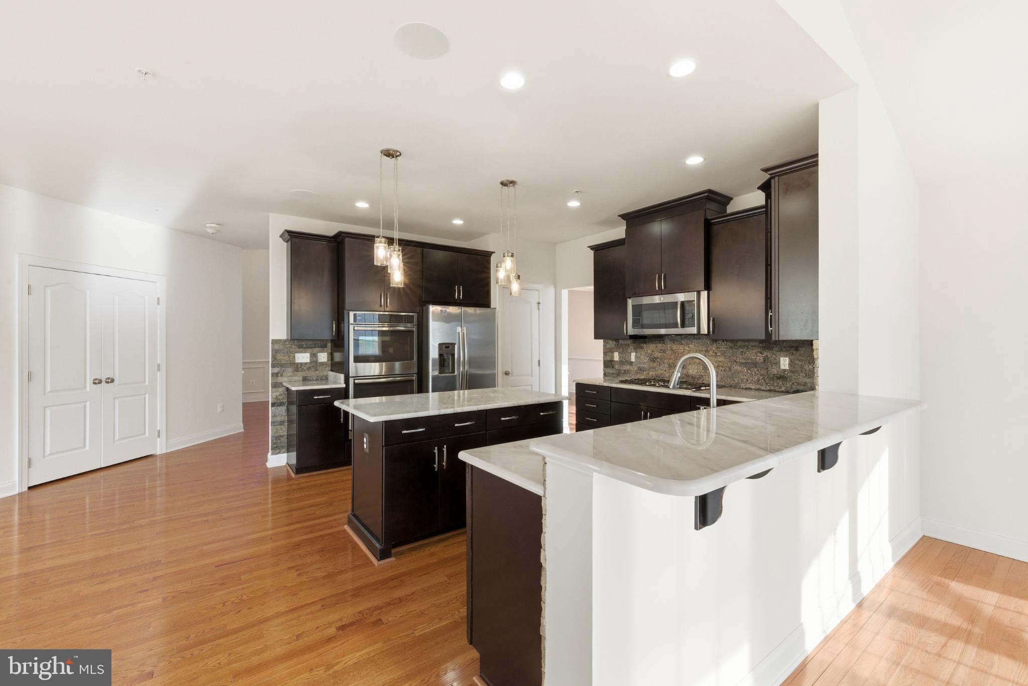 MARLBORO RIDGE - Residential